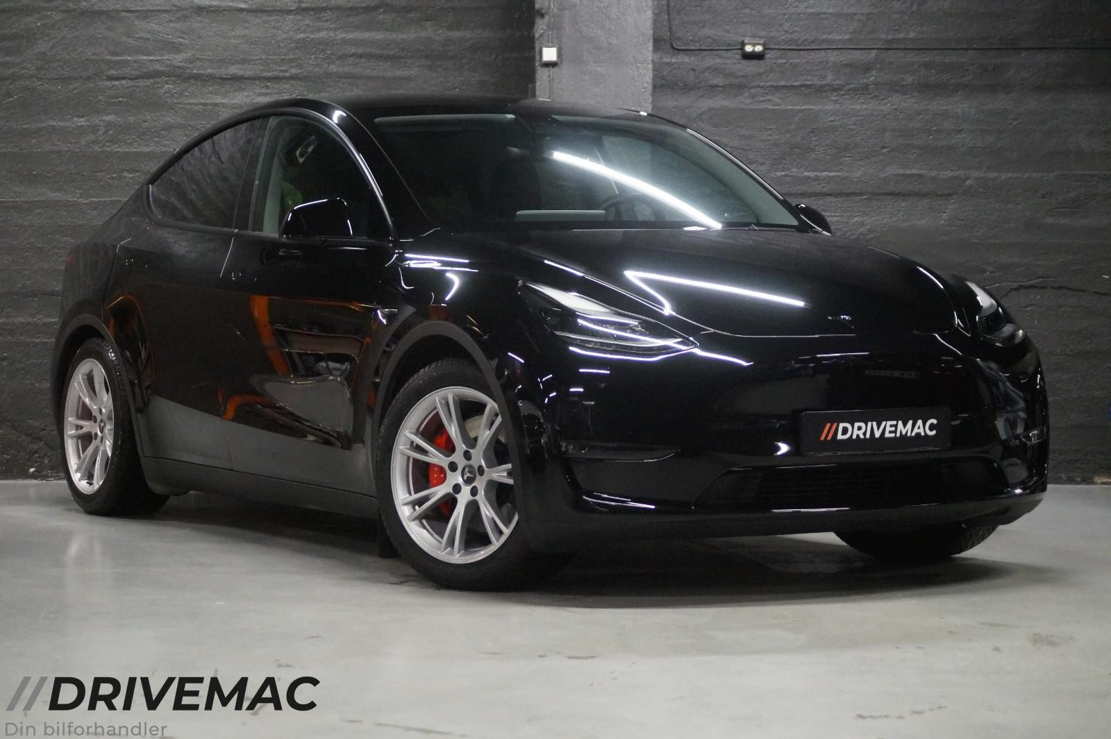 Tesla Model Y Performance/Autopilot 3/Premium Connectivity++