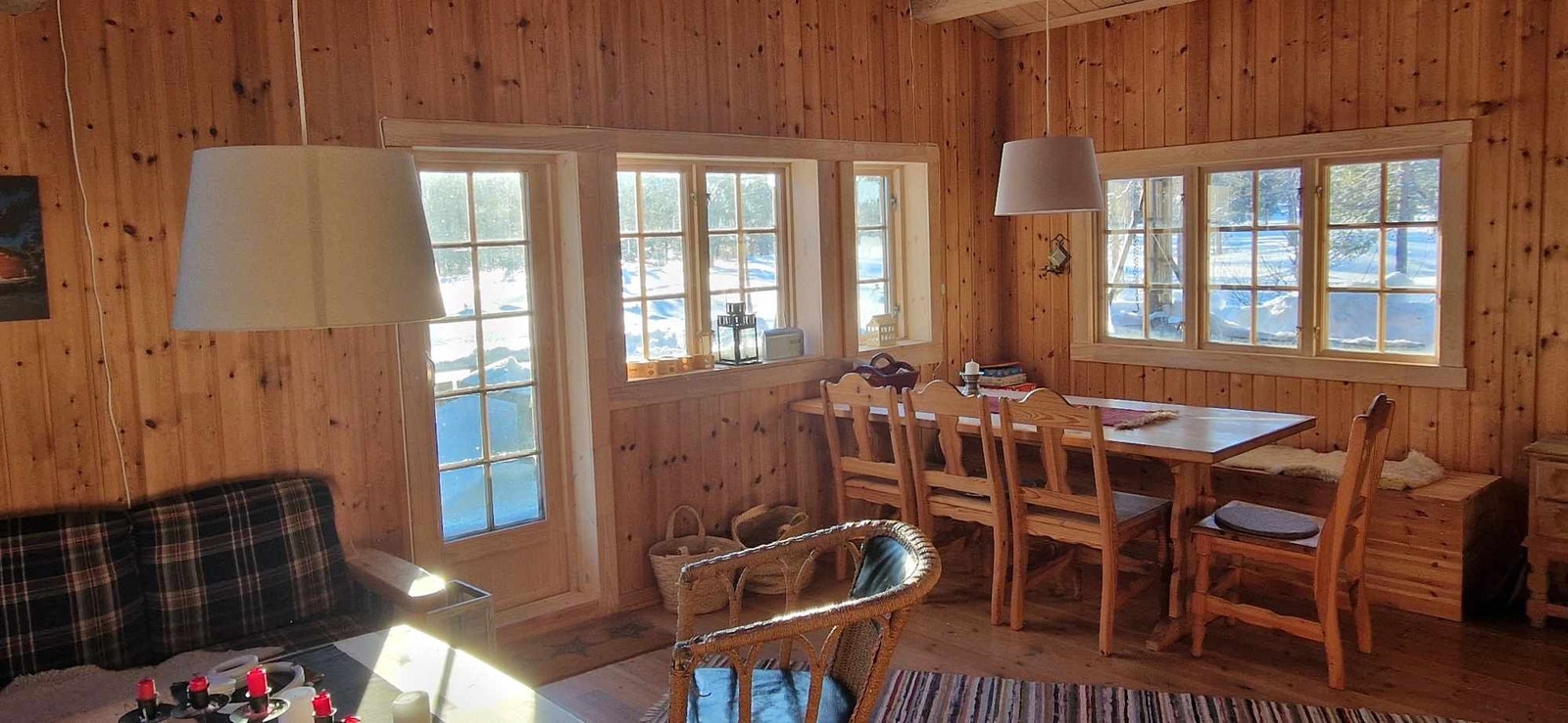 Lys stue med utgang terrasse Galleribilde