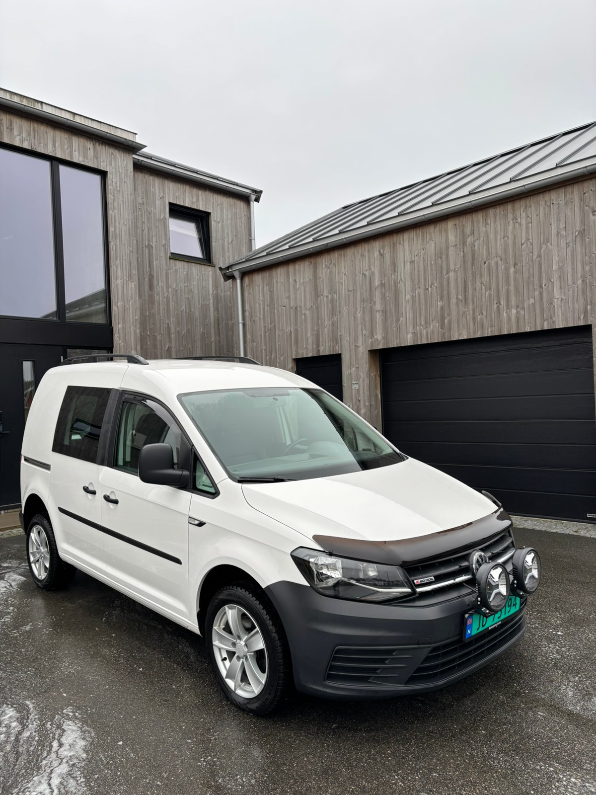 Volkswagen Caddy 2,0 TDI 122hk 4Motion/Ny service + reim/Ekstralys 3
