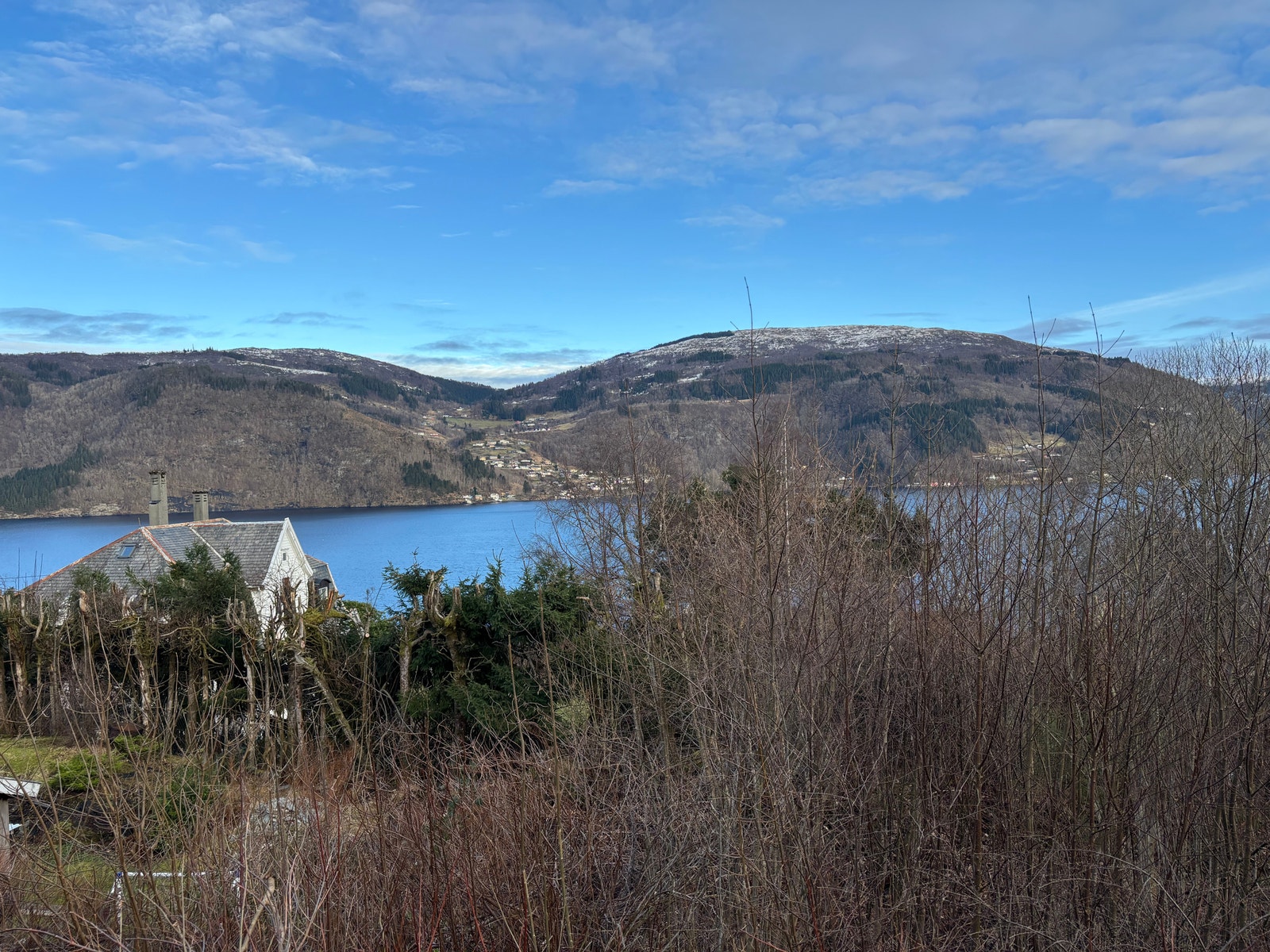 Utsikt mot Osterøy Galleribilde