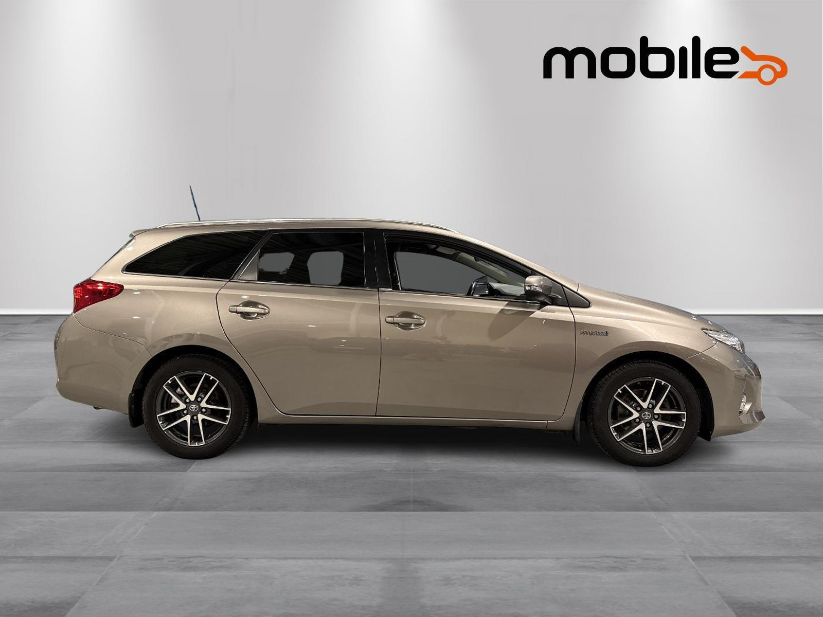 Toyota Auris Touring Sports 1,8 Hybrid Active Kun 1 eier fra ny 2