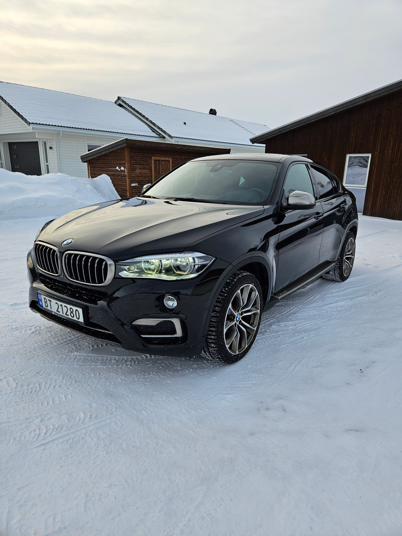 BMW X6 xDrive30d (211hk) 2