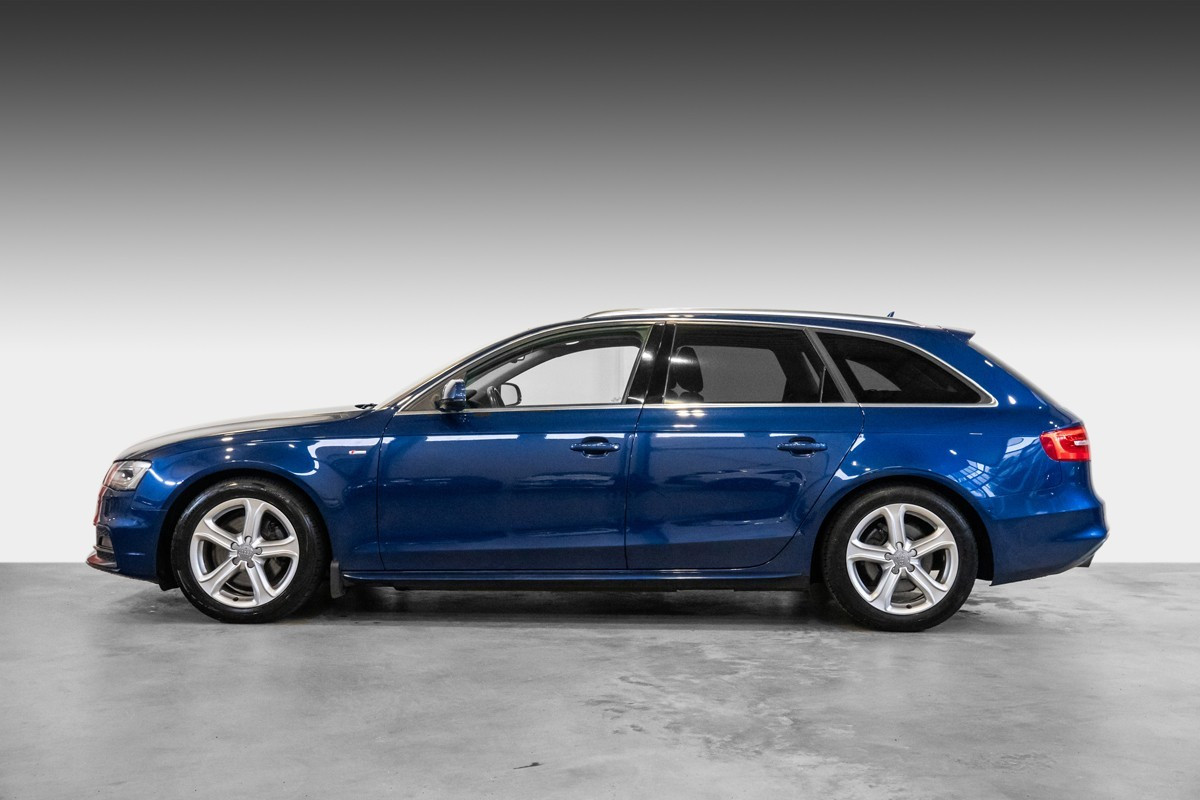 Audi A4 Avant 2,0TDI 150HK AUTOMAT / S-LINE / WEBASTO / KROK 2