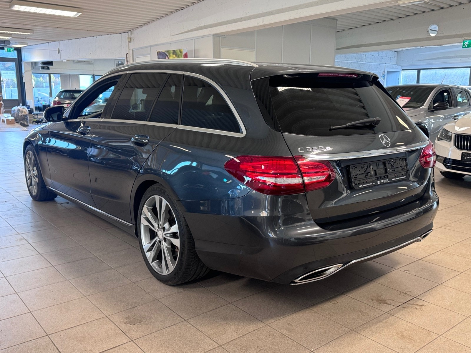 Mercedes-Benz C-Klasse C350e (Plug-In) Airmatic Burmester Kamera Krok EU11/26 3