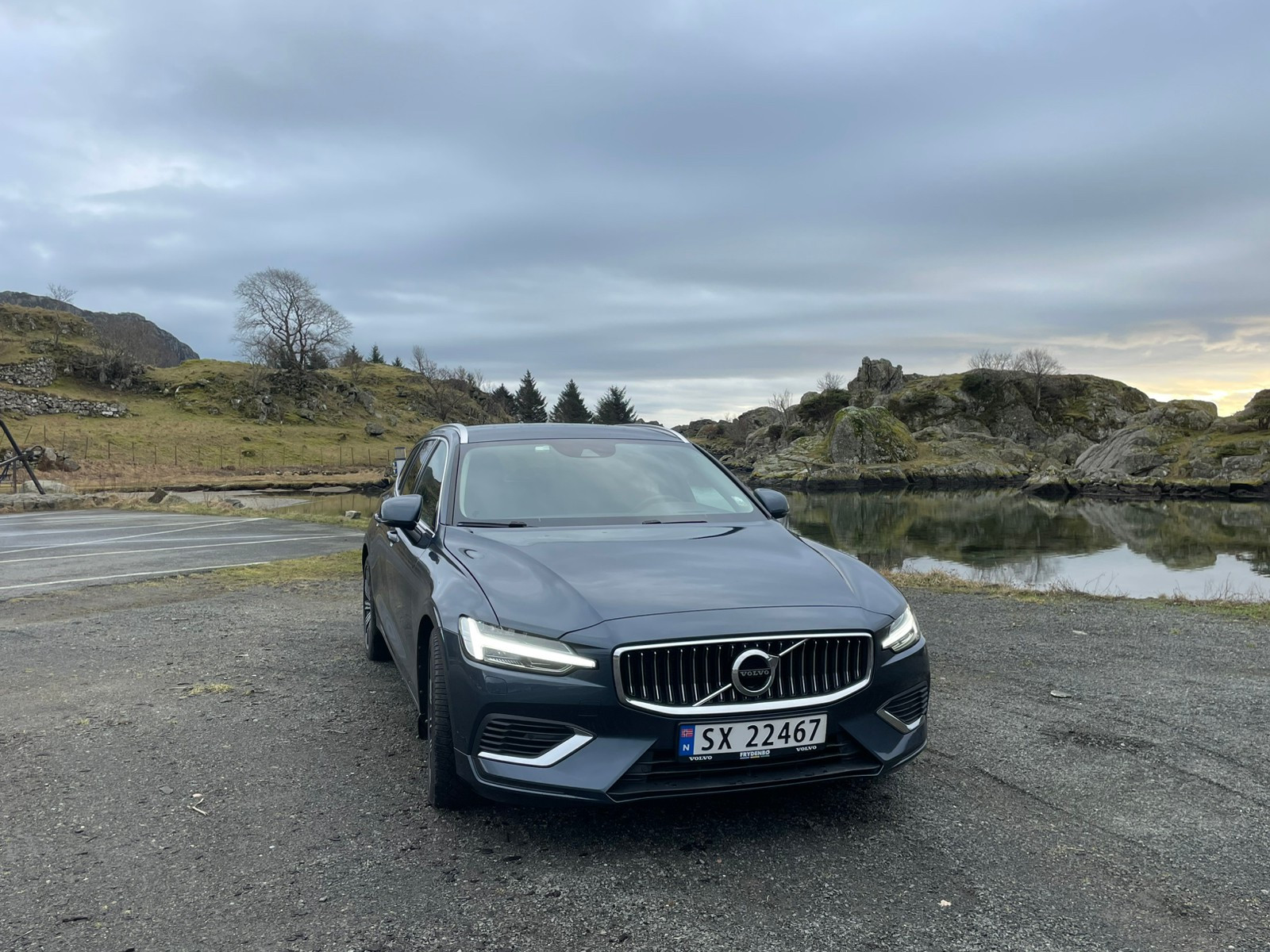 Volvo V60 T8 390hk AWD select 2