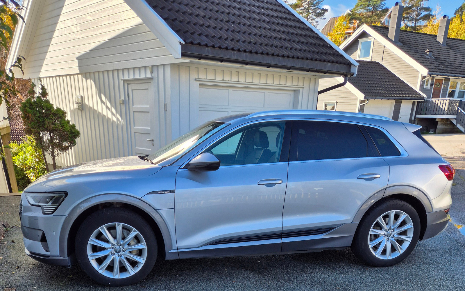 Audi e-tron 55 Advanced Business