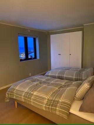 Soverom, 2 enkeltsenger 90 cm bredde/ alternativt dobbeltseng 180cm Galleribilde