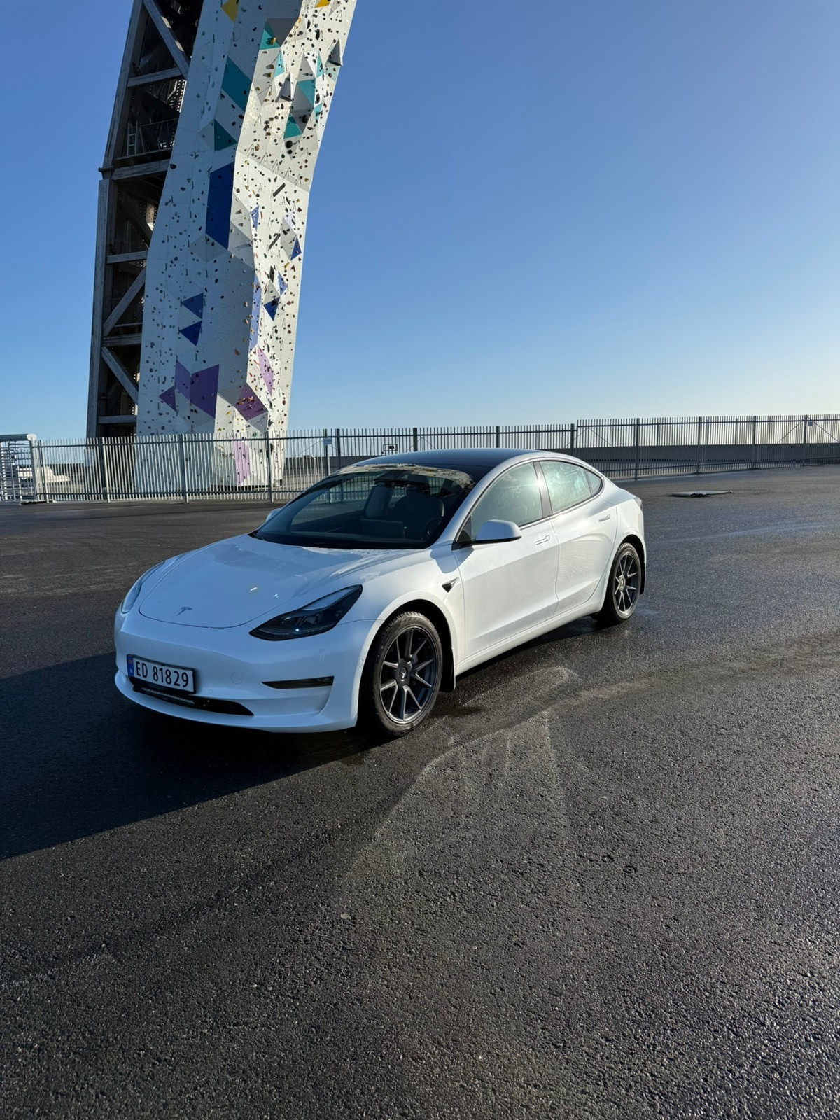 Tesla Model 3 Long Range AWD