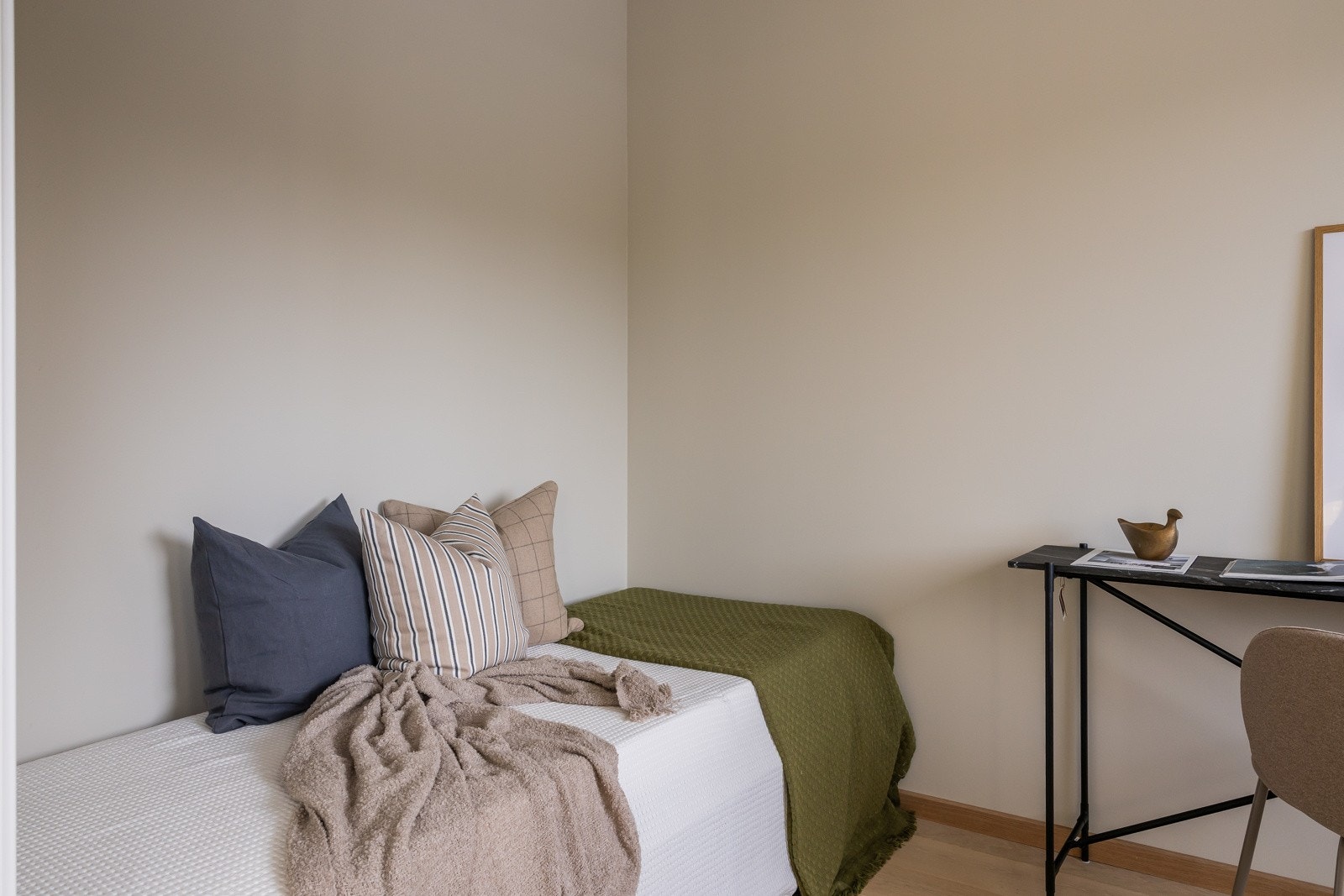 Soverom 3. Foto er fra leilighet 3004 som har lik standard og planløsning. Galleribilde