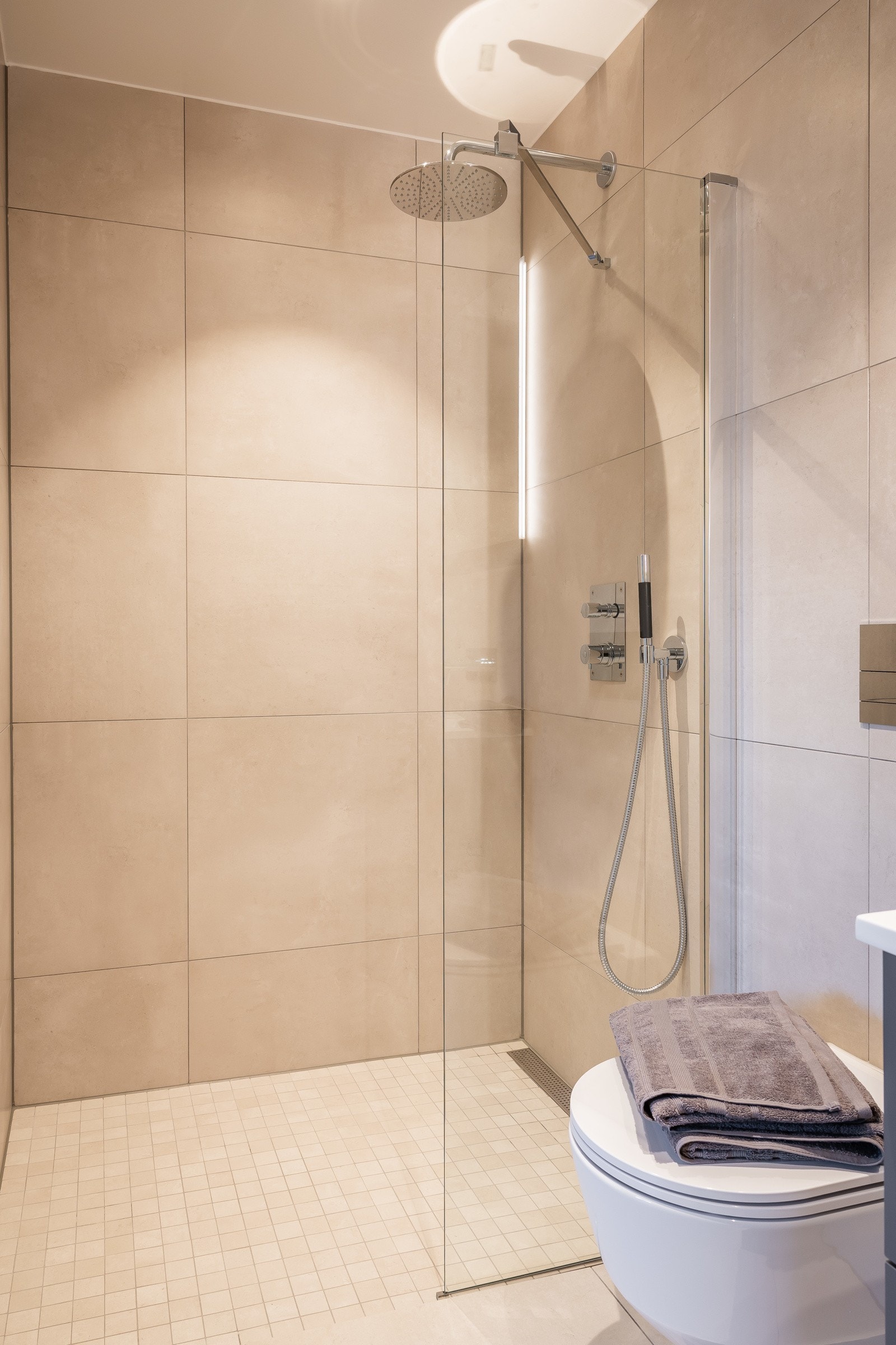 Lekre detlaljer på badet. Foto er fra leilighet 3004 som har lik standard og planløsning. Galleribilde