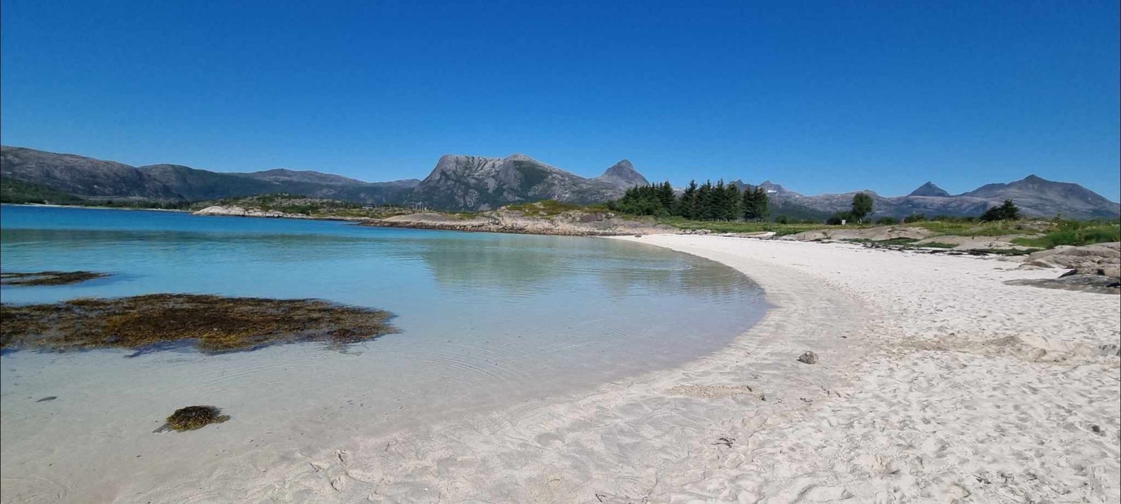 Silsandvika,nydelig badestrand noen minutter fra huset Galleribilde