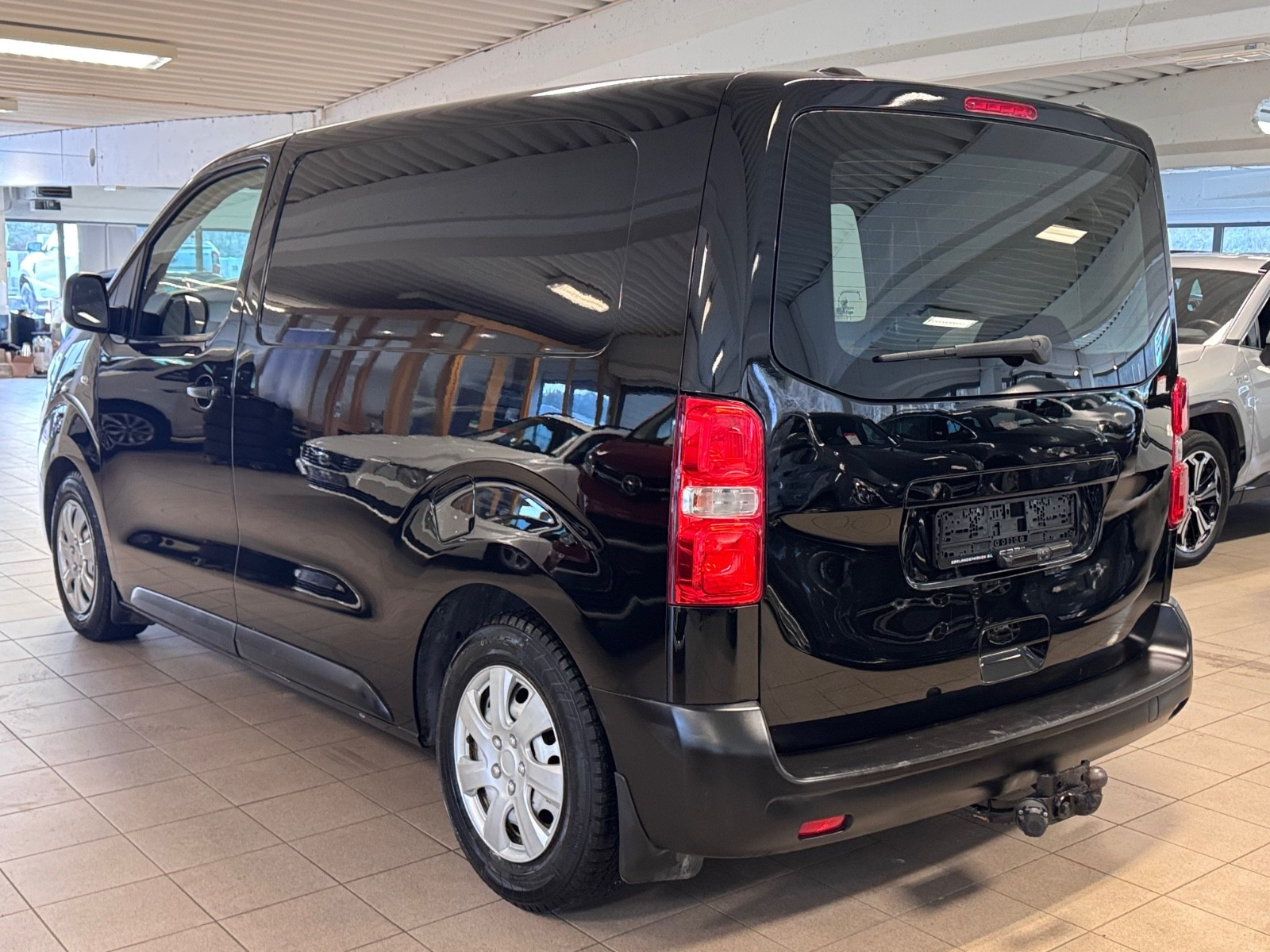 Toyota Proace 1.6D 95Hk DAB+ Ettermontert R.Kamera Ny.Service EU07/26 3