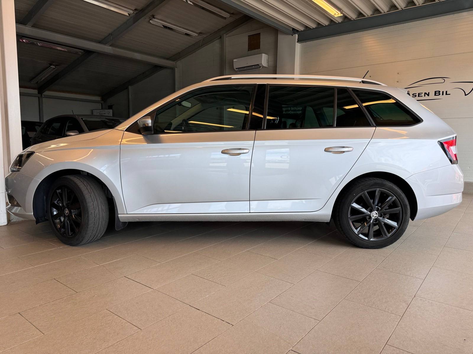 Skoda Fabia 1.2-110HK-TSI-DSG*P.SENSOR*CRUISE*KROK*MULTIRATT*BT*DAB 2