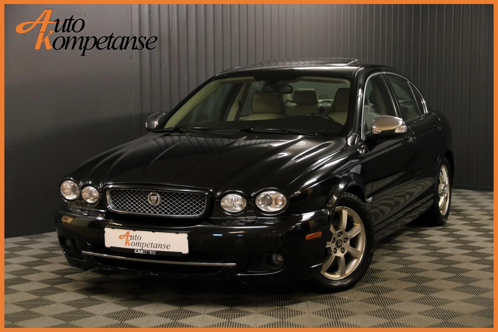 Jaguar X-TYPE 2.2L Diesel l Executive l Soltak l Navi l Skinn++