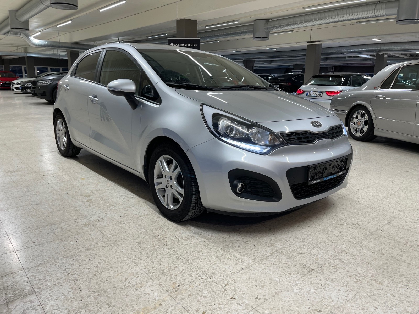 Kia Rio 1.4L 109Hk/Automat/Cruise/Skinn/Pano/R.Kam/EU.2026 ++++ 3