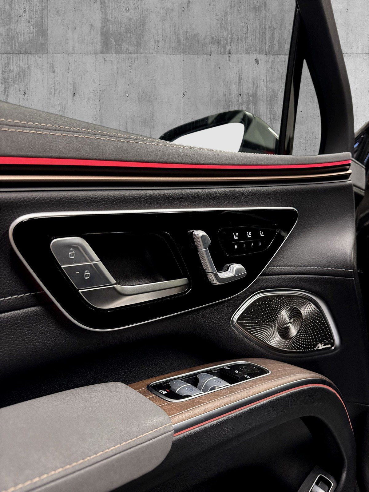 Hovedbilde av Mercedes-Benz EQS
