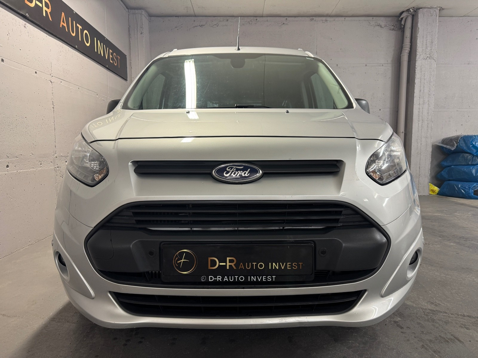 Ford Transit Connect Automat / Parkvarmer / Cruise / Navi / R.kamera / Ny EU 2