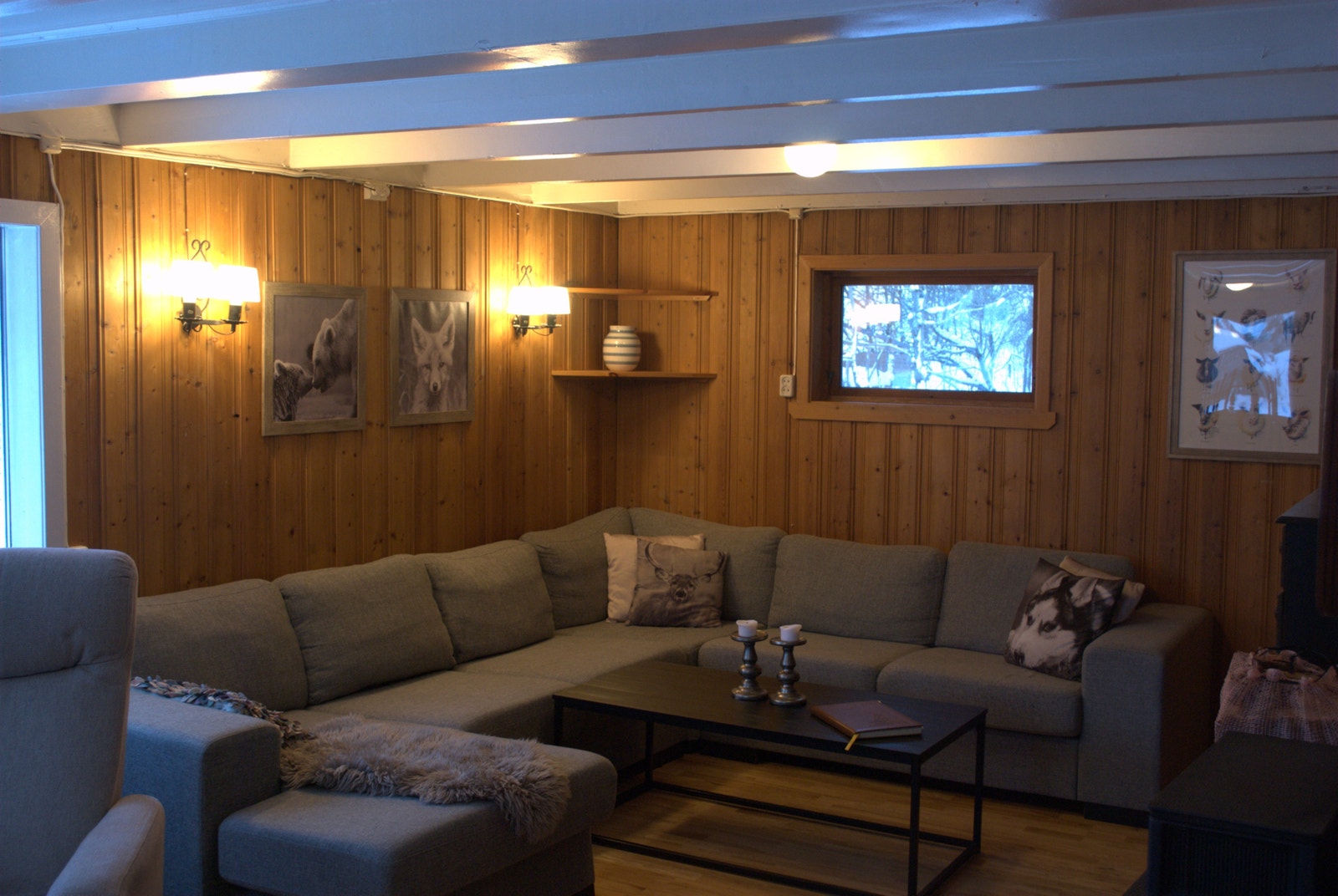 Stue med 6/7-seters hjørnesofa Galleribilde