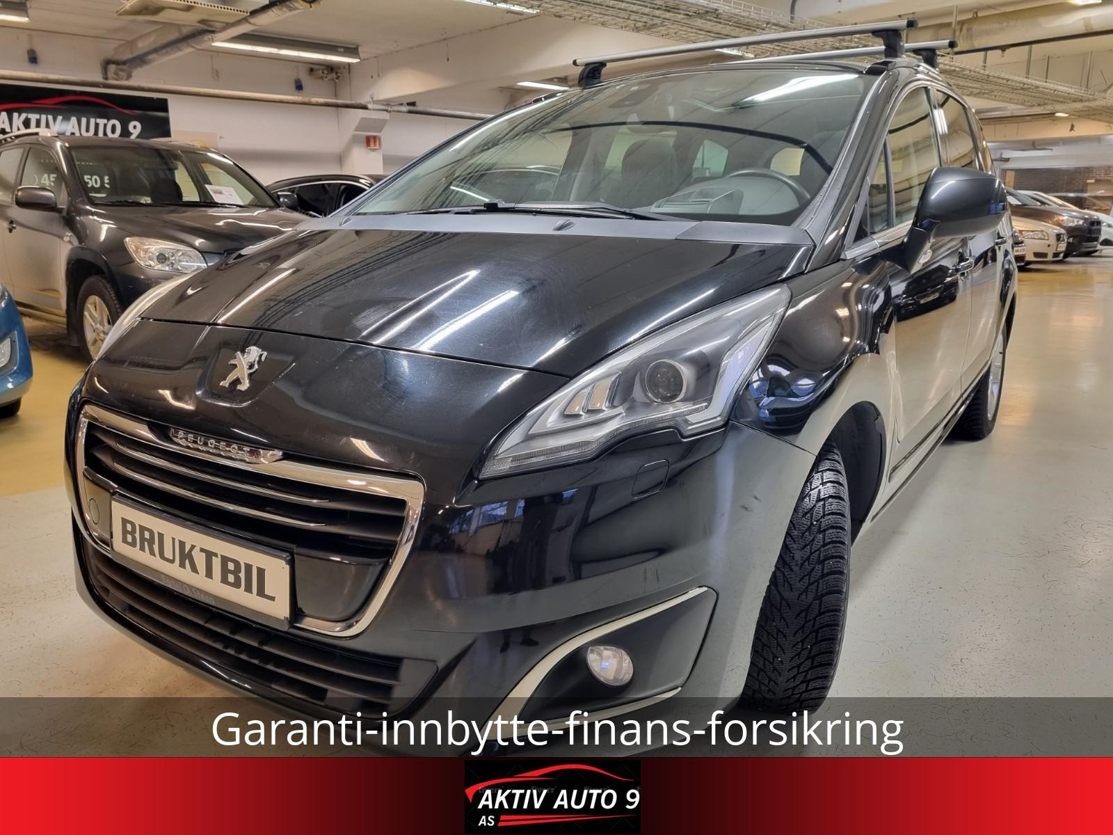 Peugeot 5008 1.6 HDI 115HK 7-SETER | PANORAMA