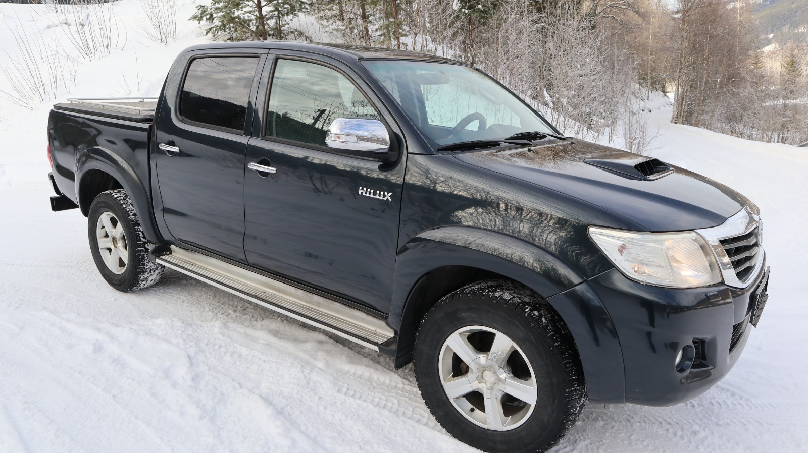 Toyota HiLux 4WD. 5 SETER. SERVICER FULGT. HEL OG FIN 3