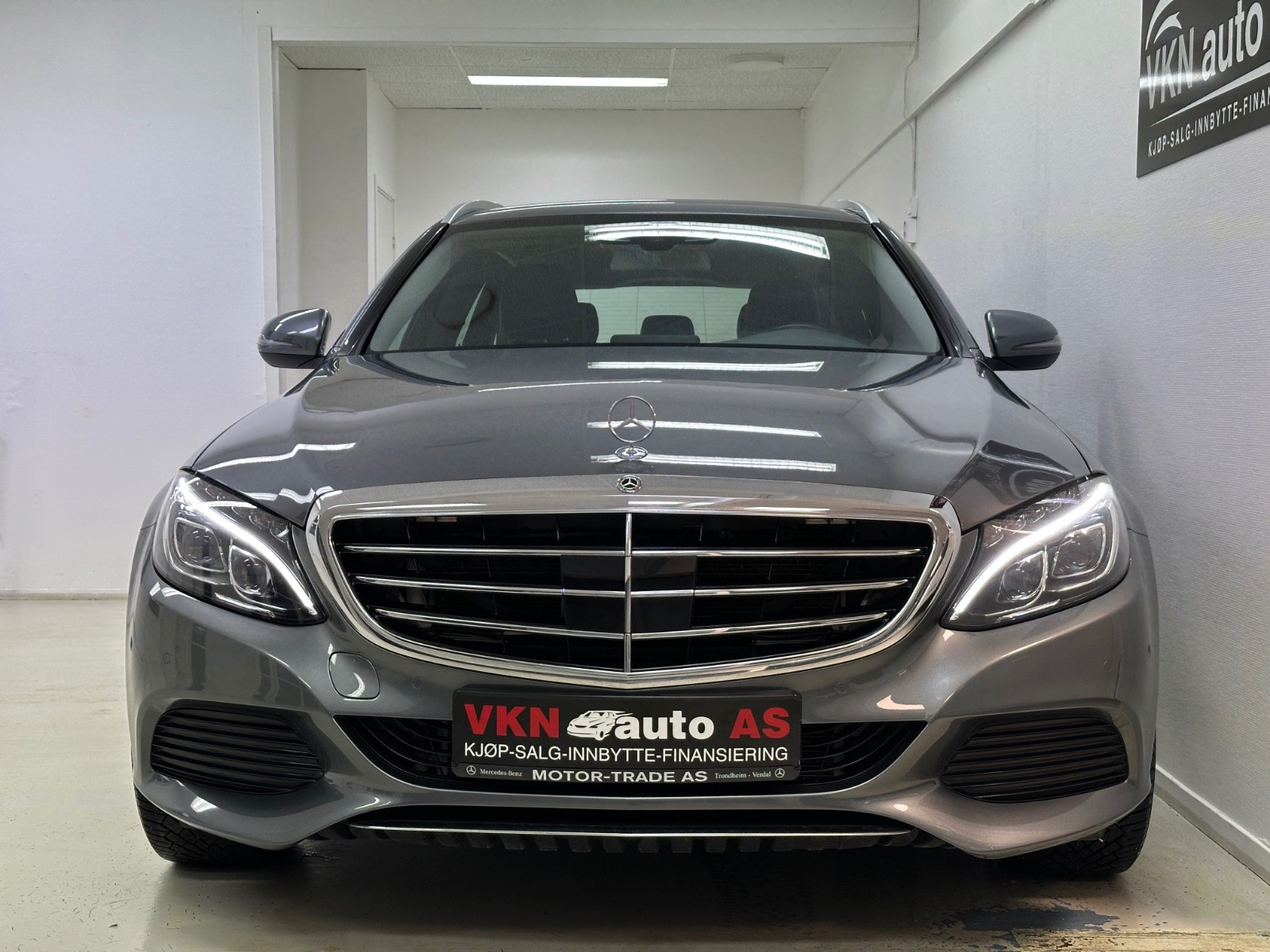 Mercedes-Benz C-Klasse 2018 C-KLASSE C350/AUTOMAT/AIRMATIC/H-FESTE/R-KAMERA++ 2