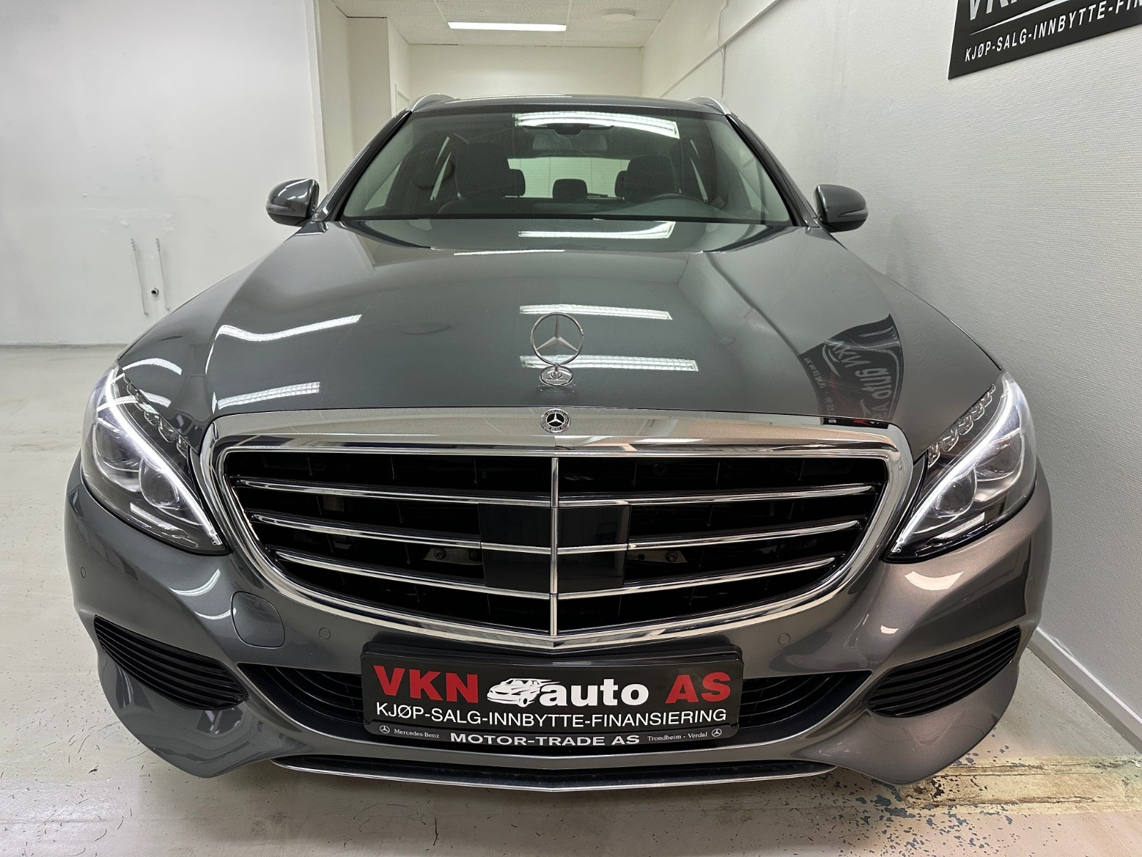 Mercedes-Benz C-Klasse 2018 C-KLASSE C350/AUTOMAT/AIRMATIC/H-FESTE/R-KAMERA++ 3