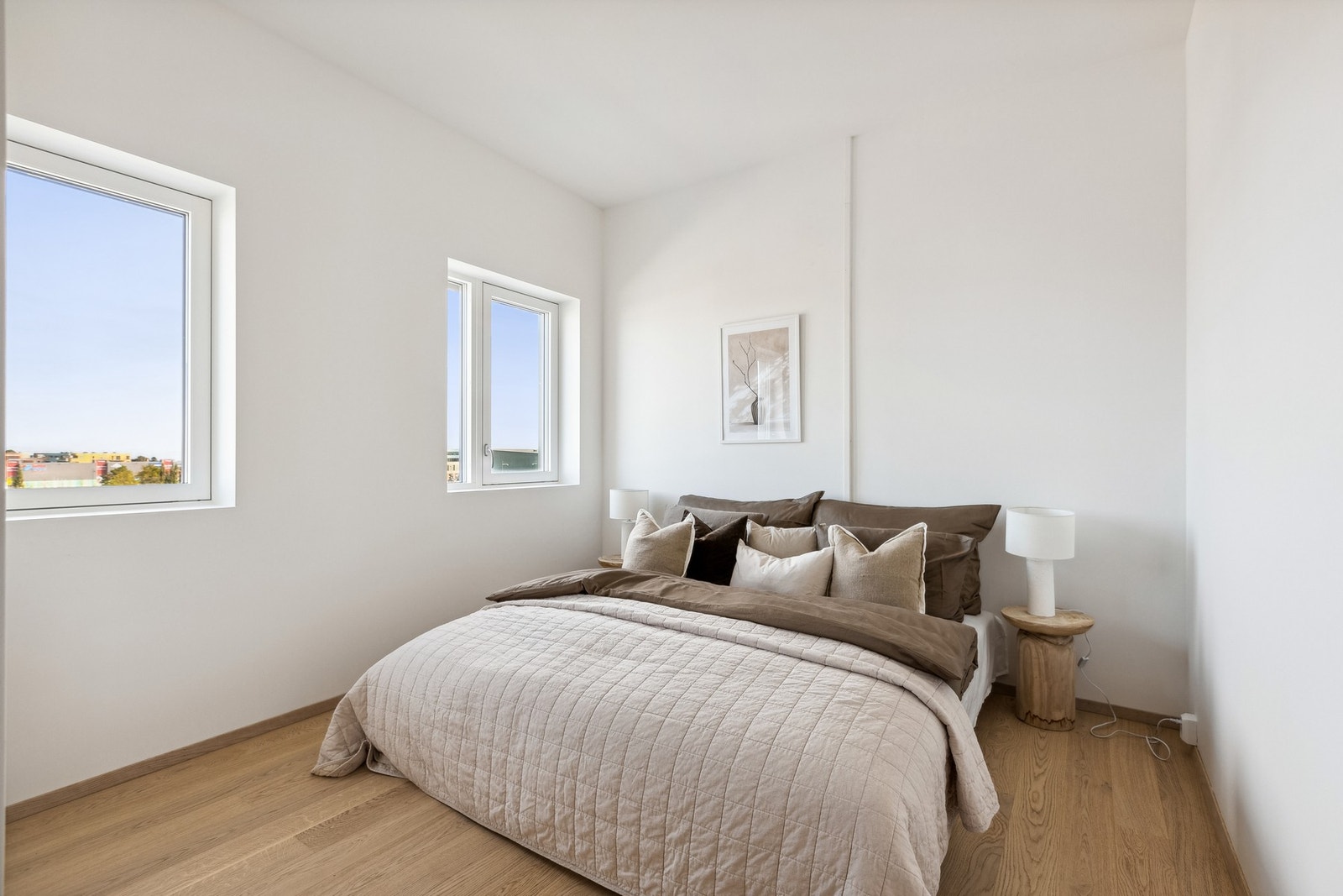 Andre gode kvaliteter ved leiligheten er 1-stavs eikeparkett. Galleribilde