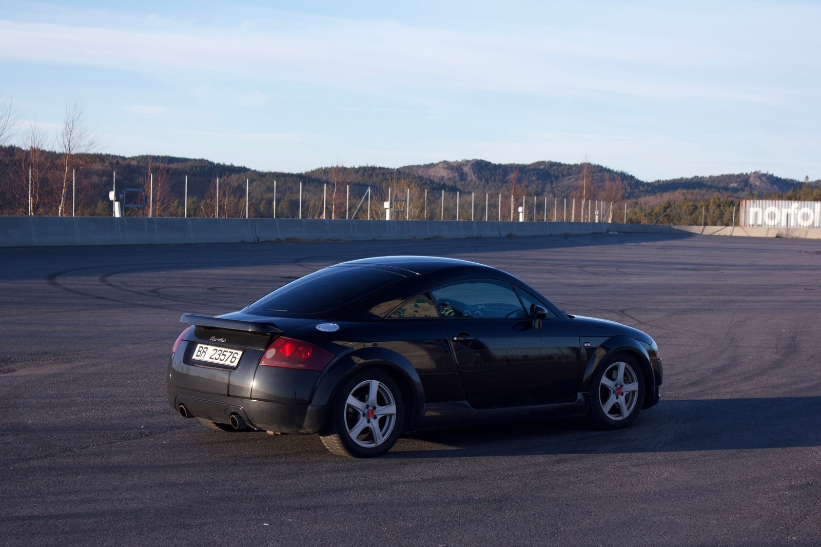 Audi TT 1.8-225 QUATTRO 2