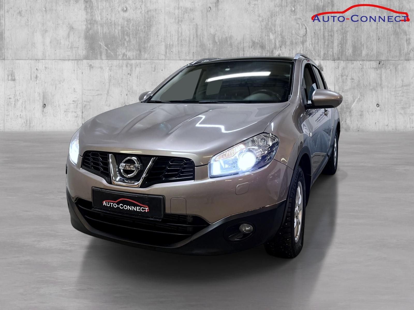 Nissan Qashqai 2.0 dCi 4WD (150hk)/ SKINN / PANORAMA/ NAVI/ R.KAMERA++