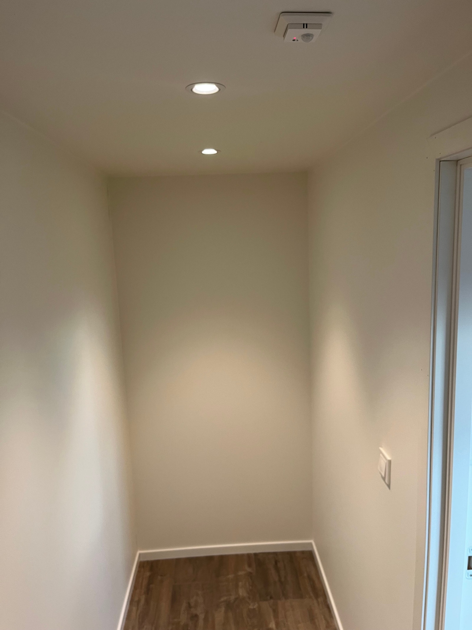 walk-in closet Galleribilde
