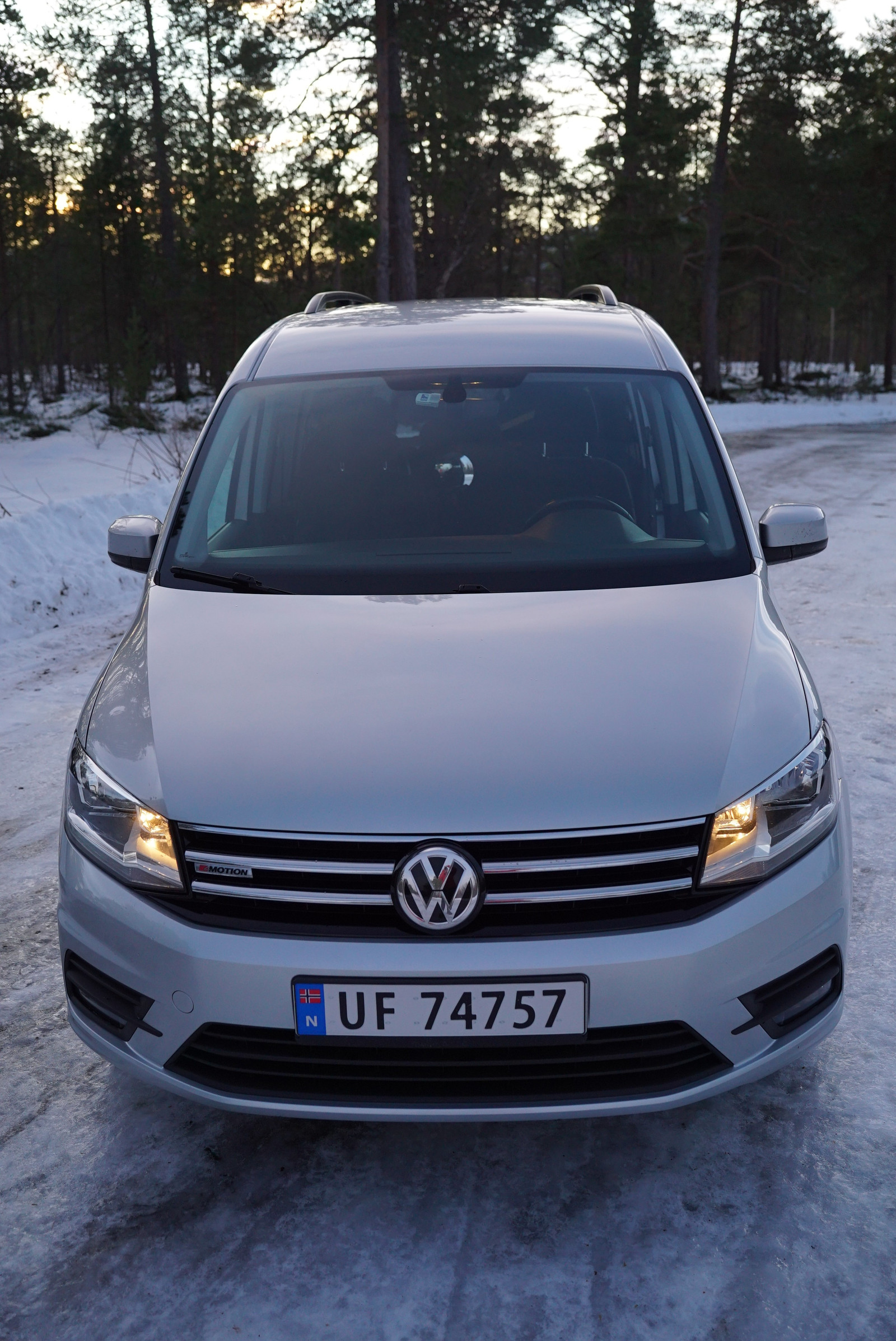 Volkswagen Caddy Maxi Bilen er holdt av, Comfort Line, 4motion 3