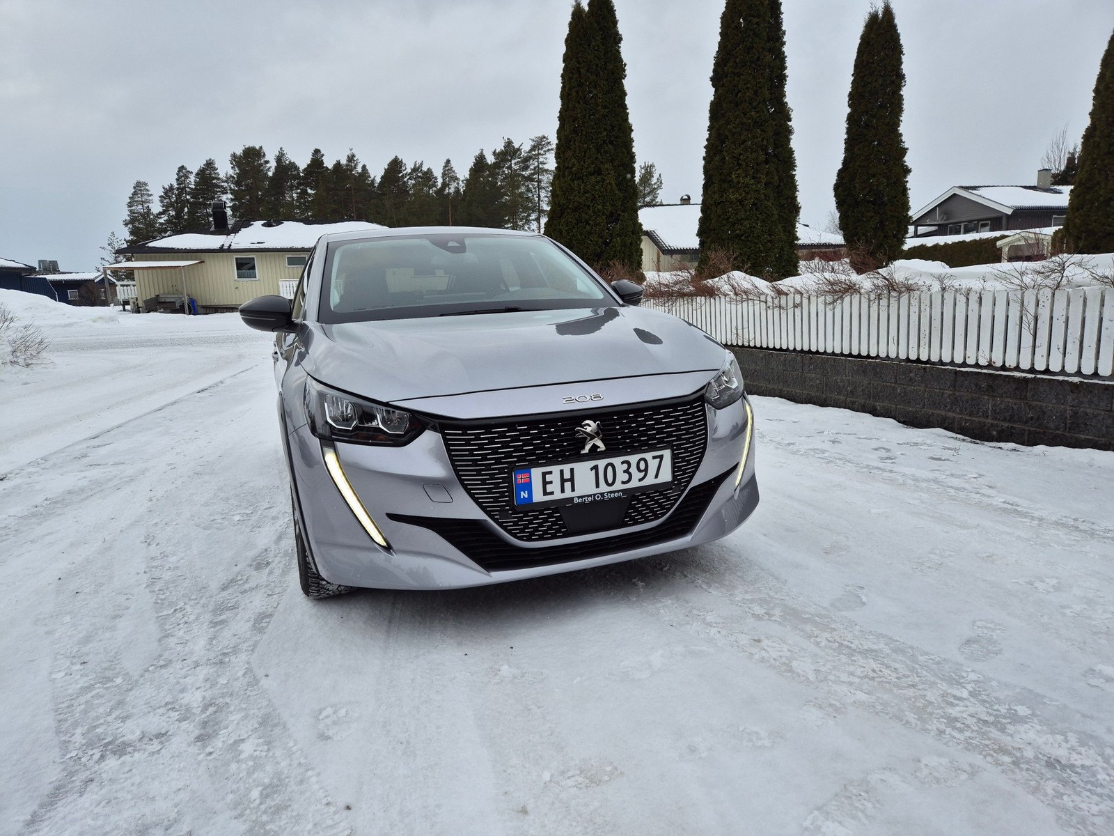 Peugeot 208 2023 E208 Allure