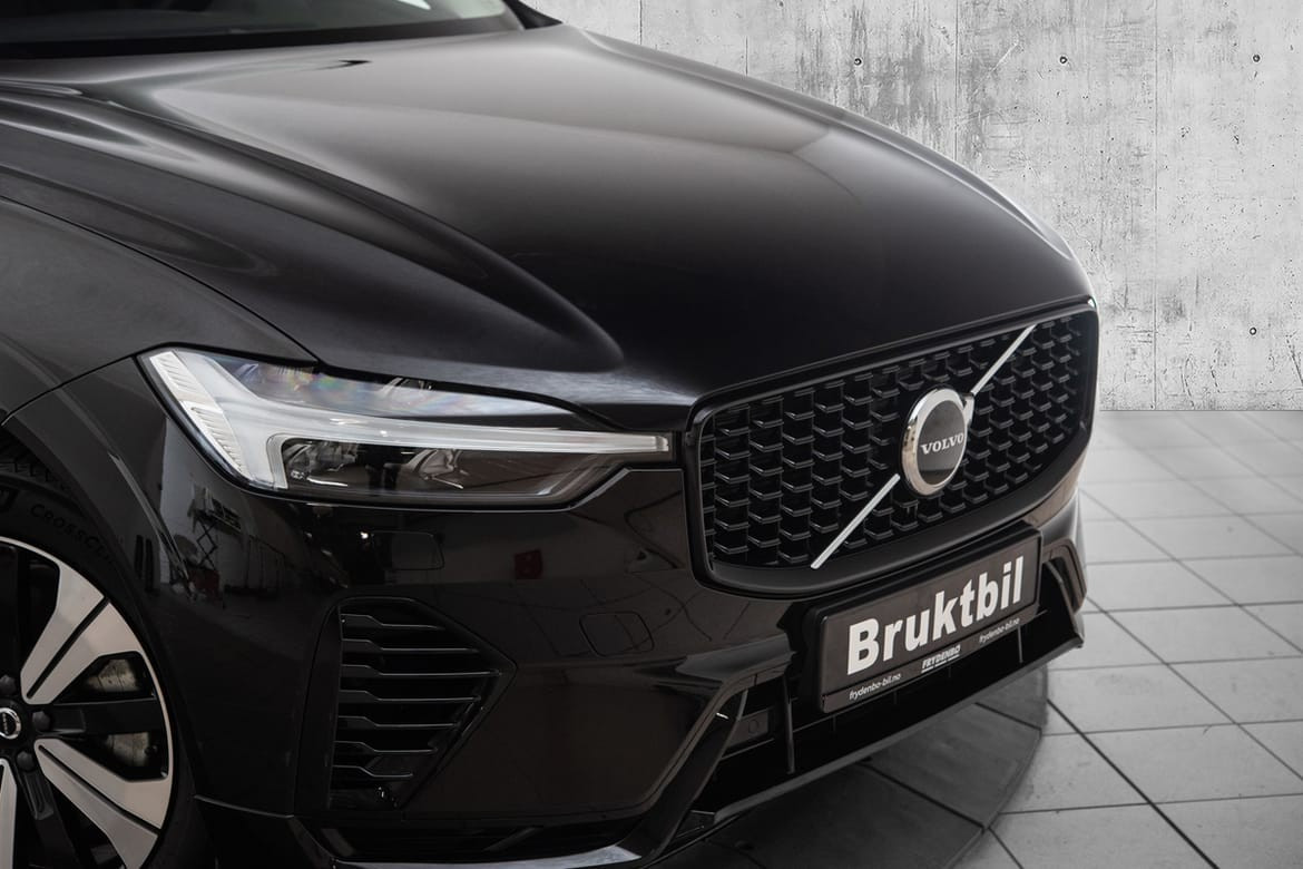 Volvo XC60 Recharge T6 Plus Dark SEMI.EL.HF|PANO|SUB|19"++ 3