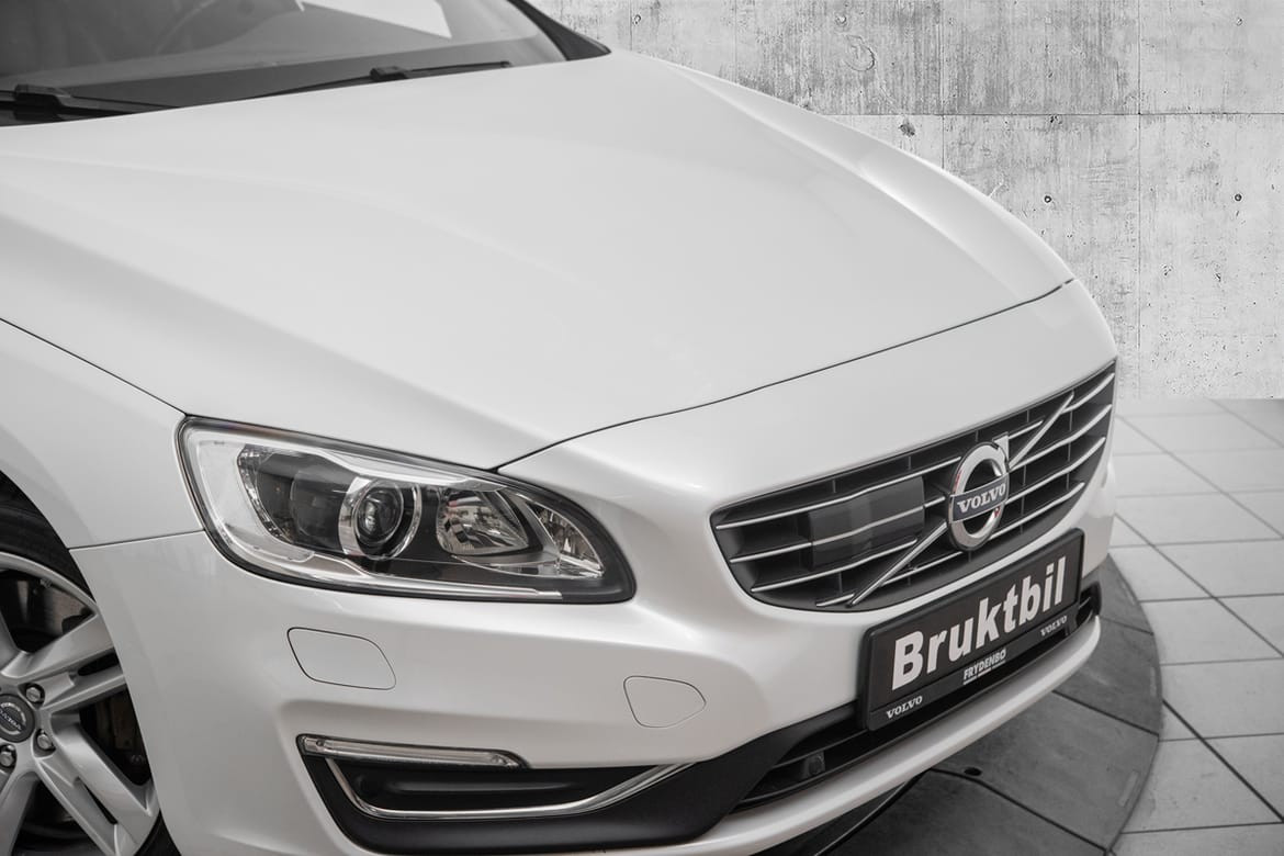Volvo V60 D6 AWD 286hk Summum NAV.PRO|VOC|TONEDE|7år*SELEKT++ 2