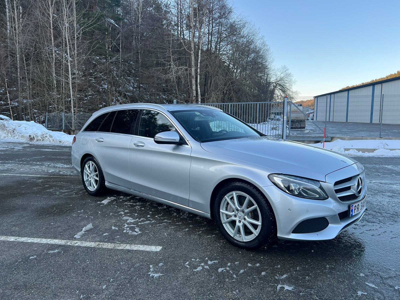 Mercedes-Benz C-Klasse C350e