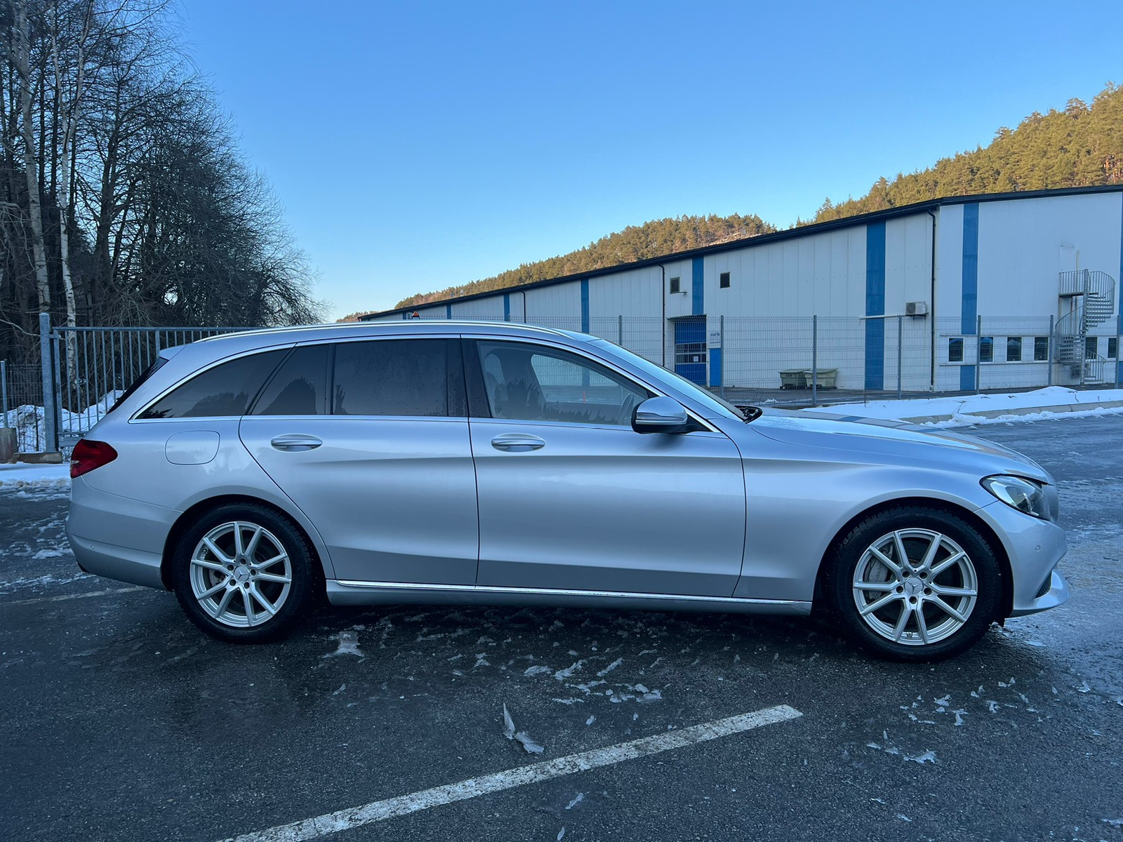 Mercedes-Benz C-Klasse C350e 2