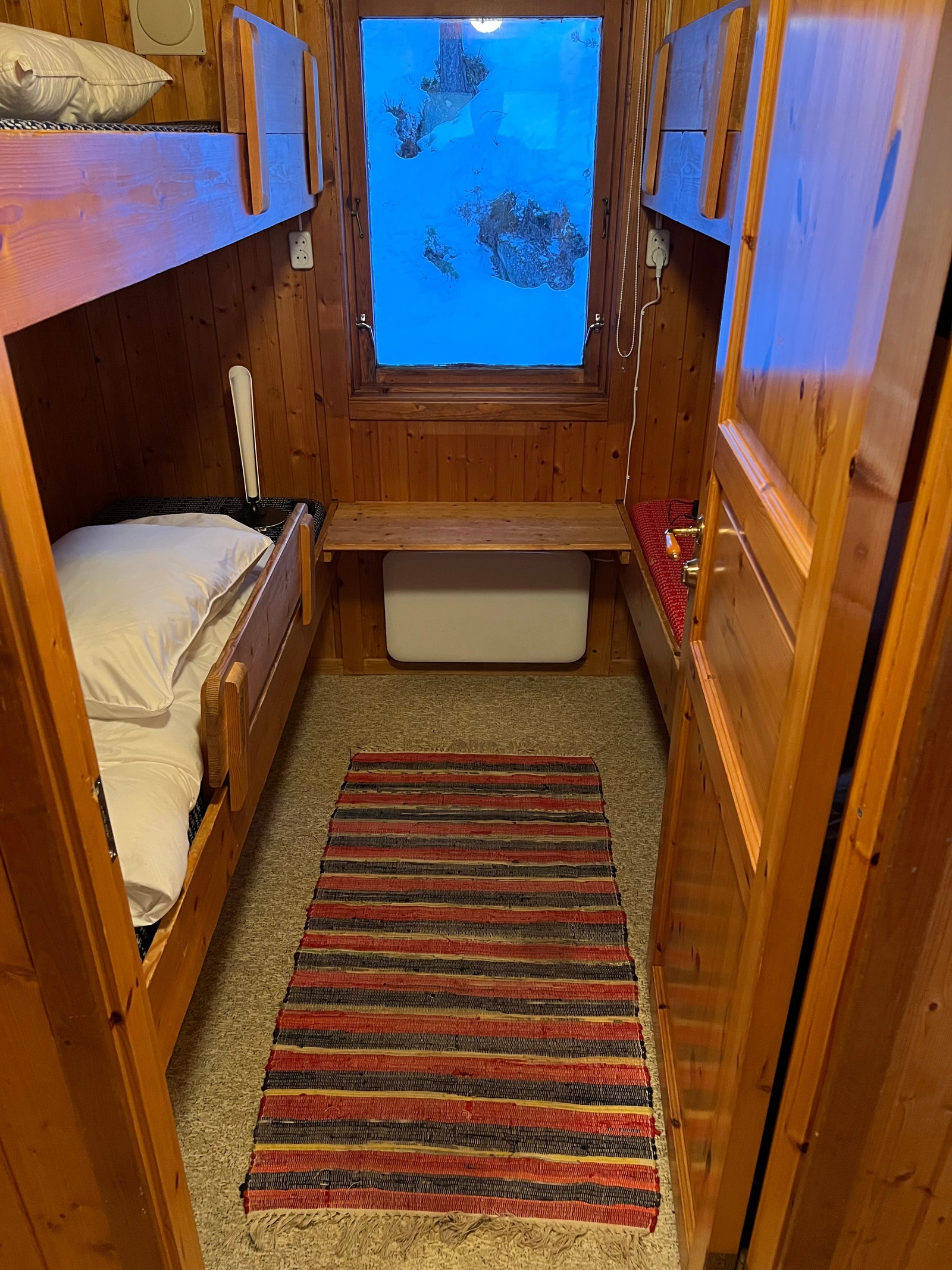 4-mannsrom Galleribilde