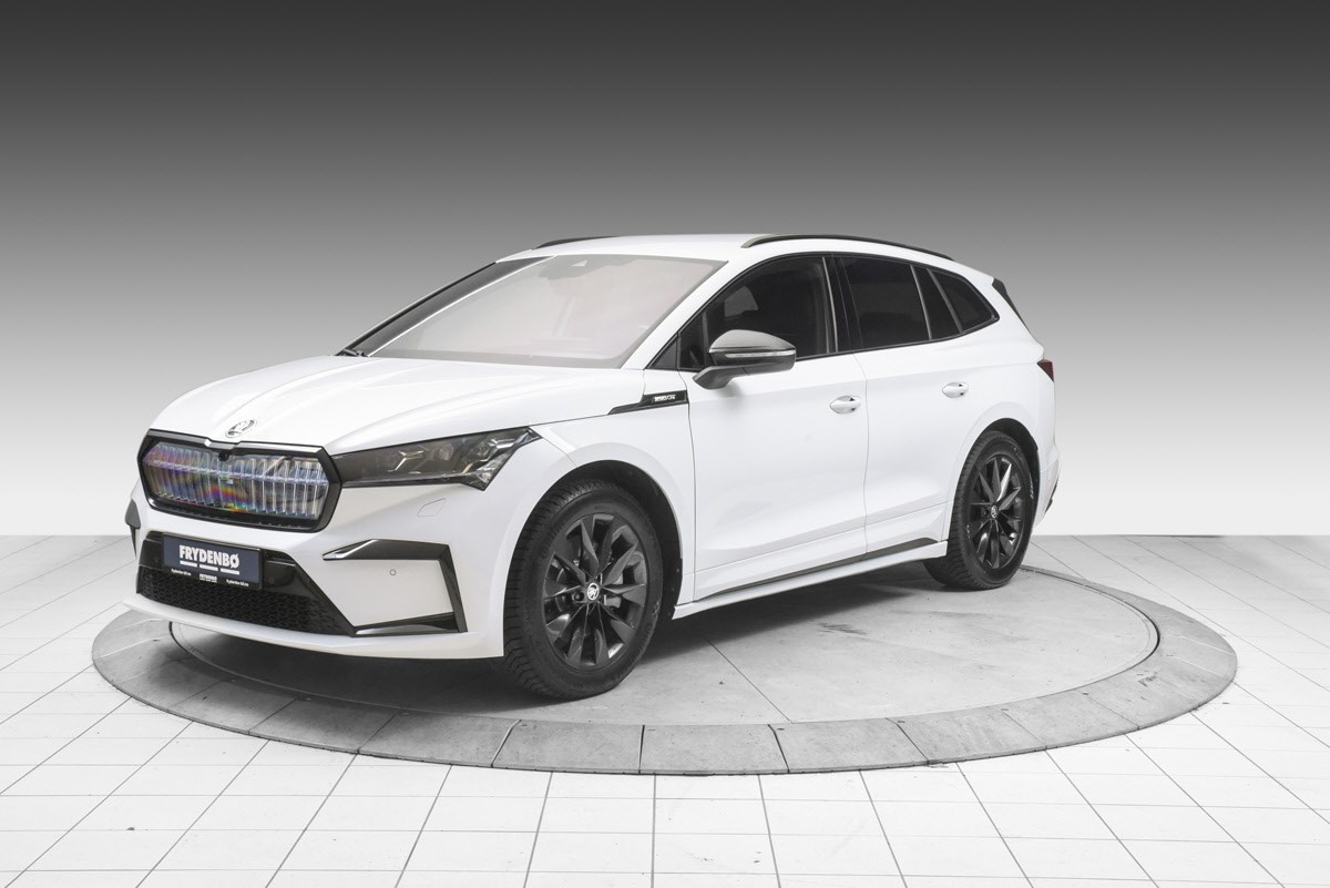 Skoda Enyaq iV80X Sportline HFESTE | 20" | KAMERA | MATRIX | HUD ++ 2