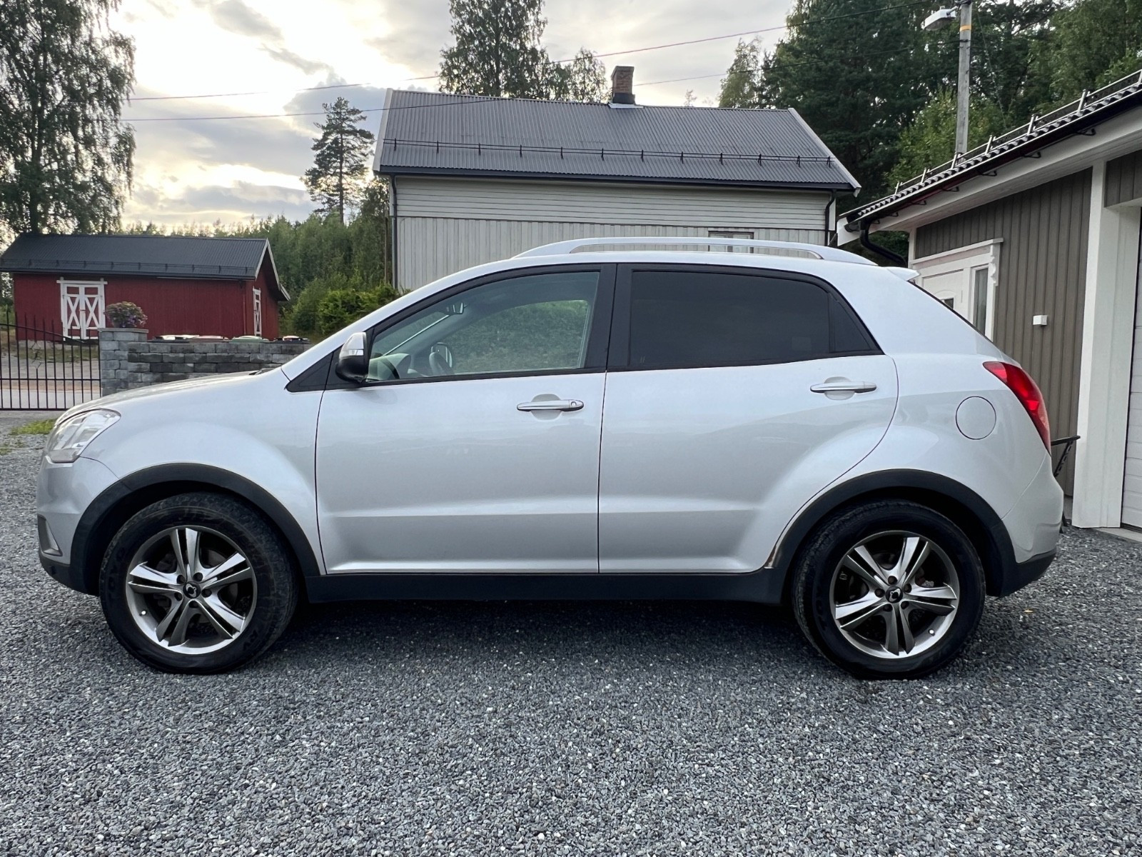 SsangYong Korando 2,0d 148hk 4wd. Eu ok til juni 2025. 3
