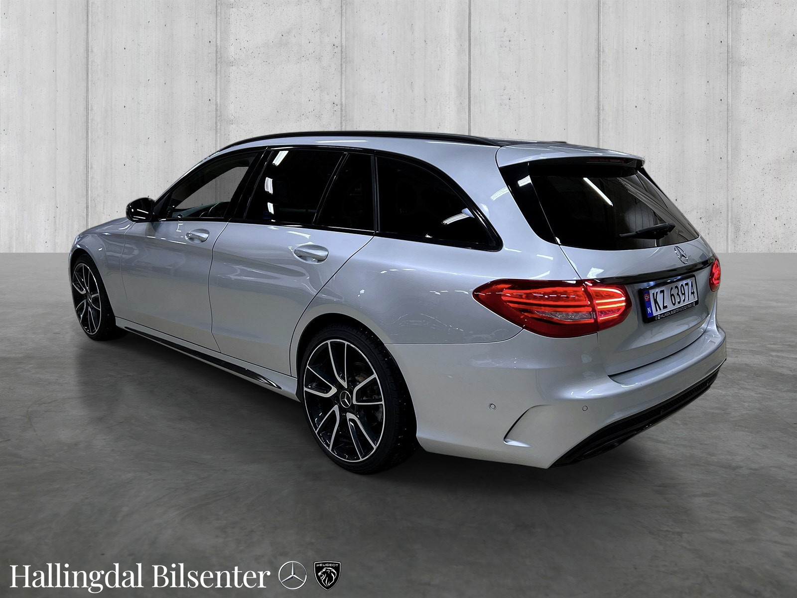Mercedes-Benz C-Klasse C250d T 4MATIC AMG Webasto Krok LED ILS Parkpk. Rkamera 3