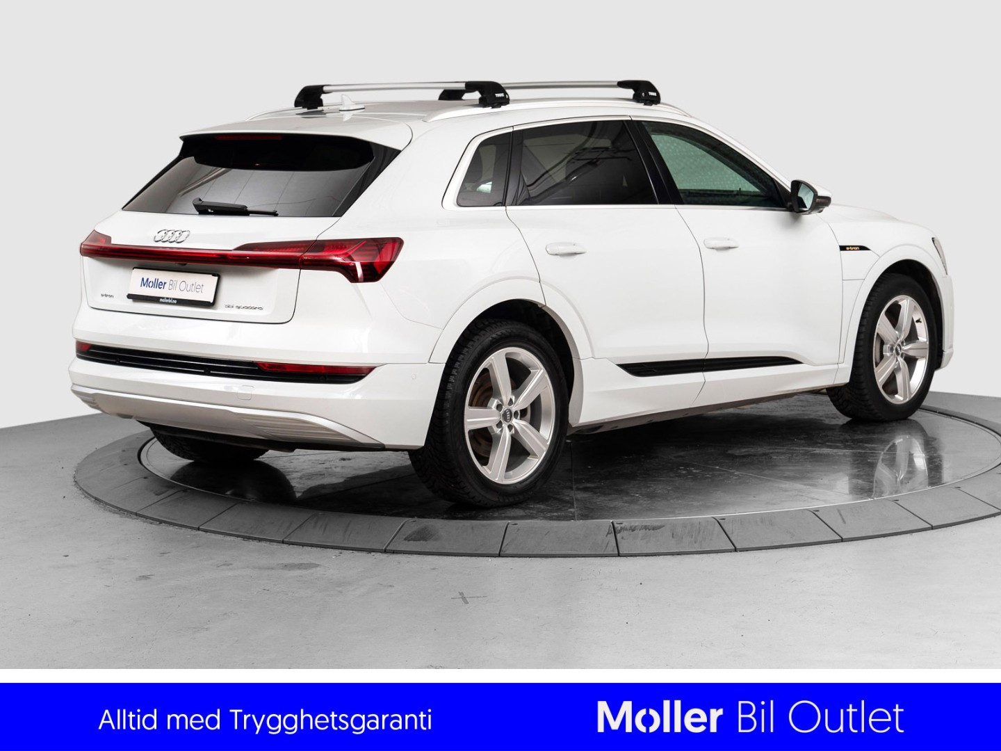 Audi e-tron 55 advanced sport / Krok / 360-kamera / Adaptiv Cruise 2