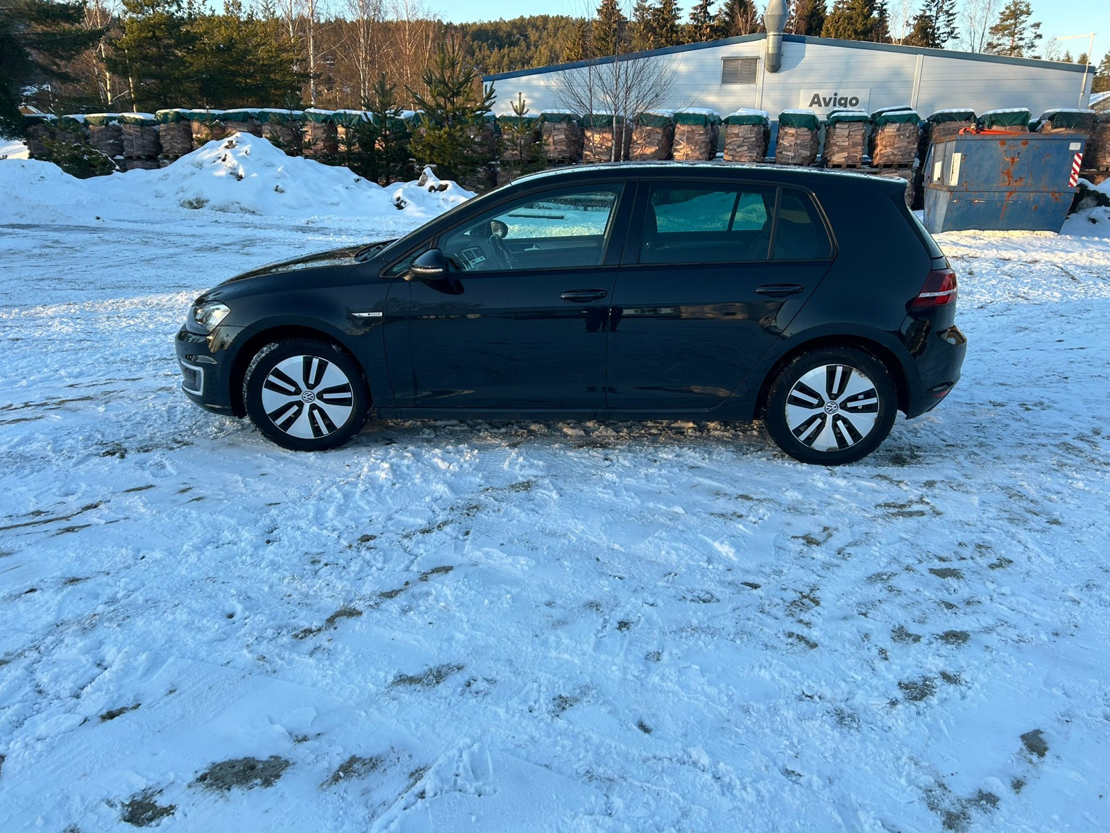 Volkswagen Golf NY PRIS!!! E-golf Black edition 3