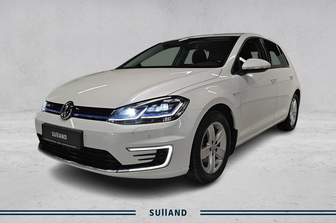 Volkswagen Golf Exclusive I Helskinn I Krok I ActivInfo I Keyless I