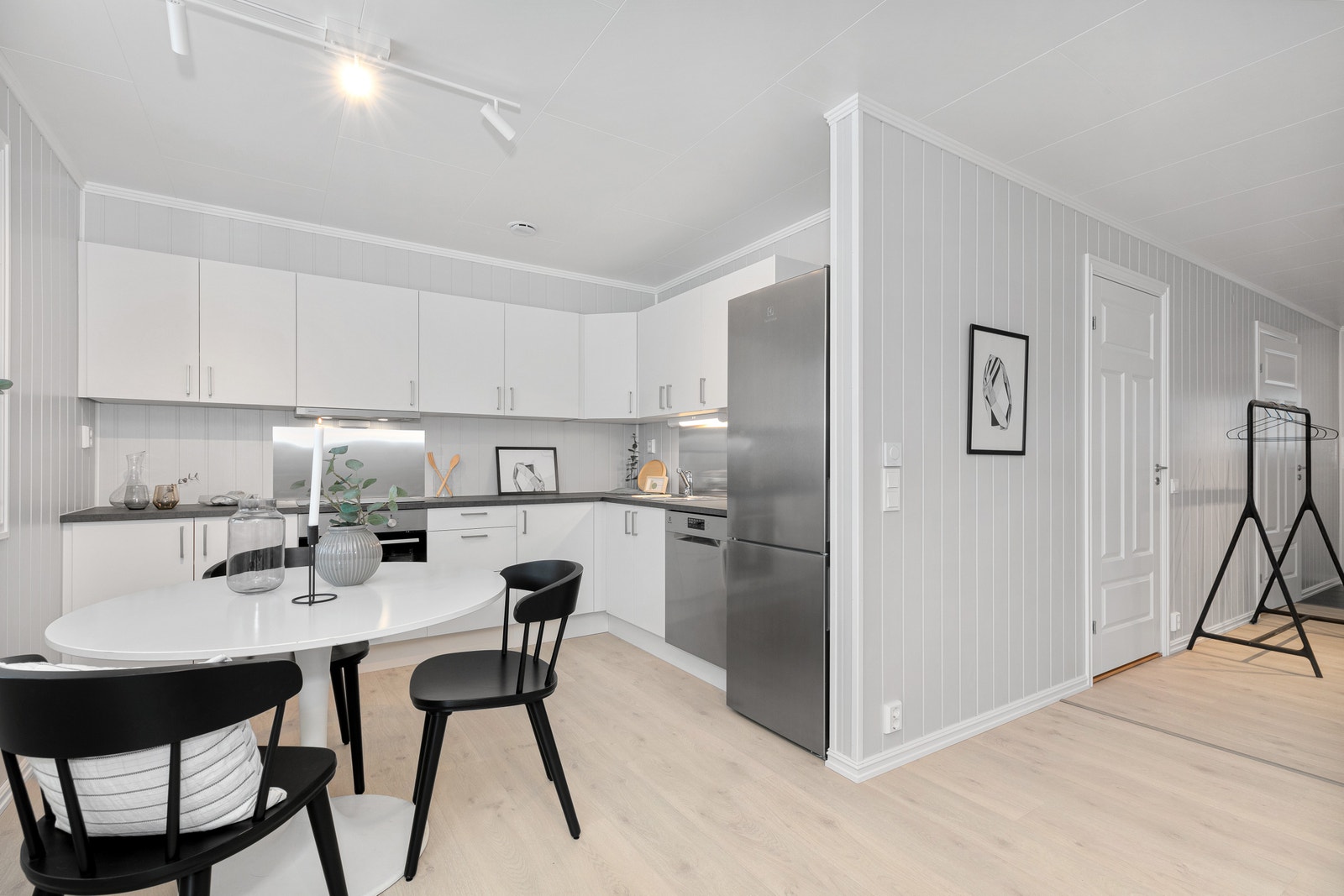 Kjøkken og gang Galleribilde