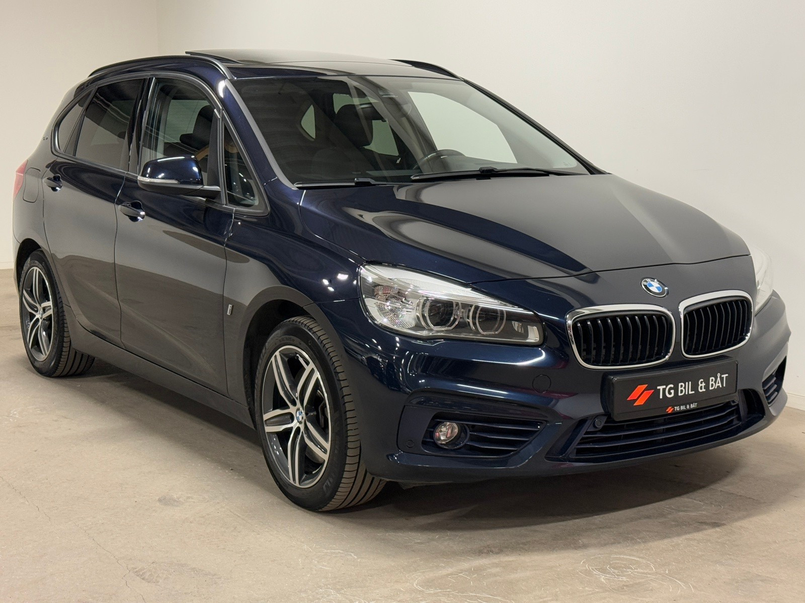 BMW 2-serie 225xe Sport Line 224HK - NAVI/PANO/DAB/HUD/RYGGE/1 EIER 2