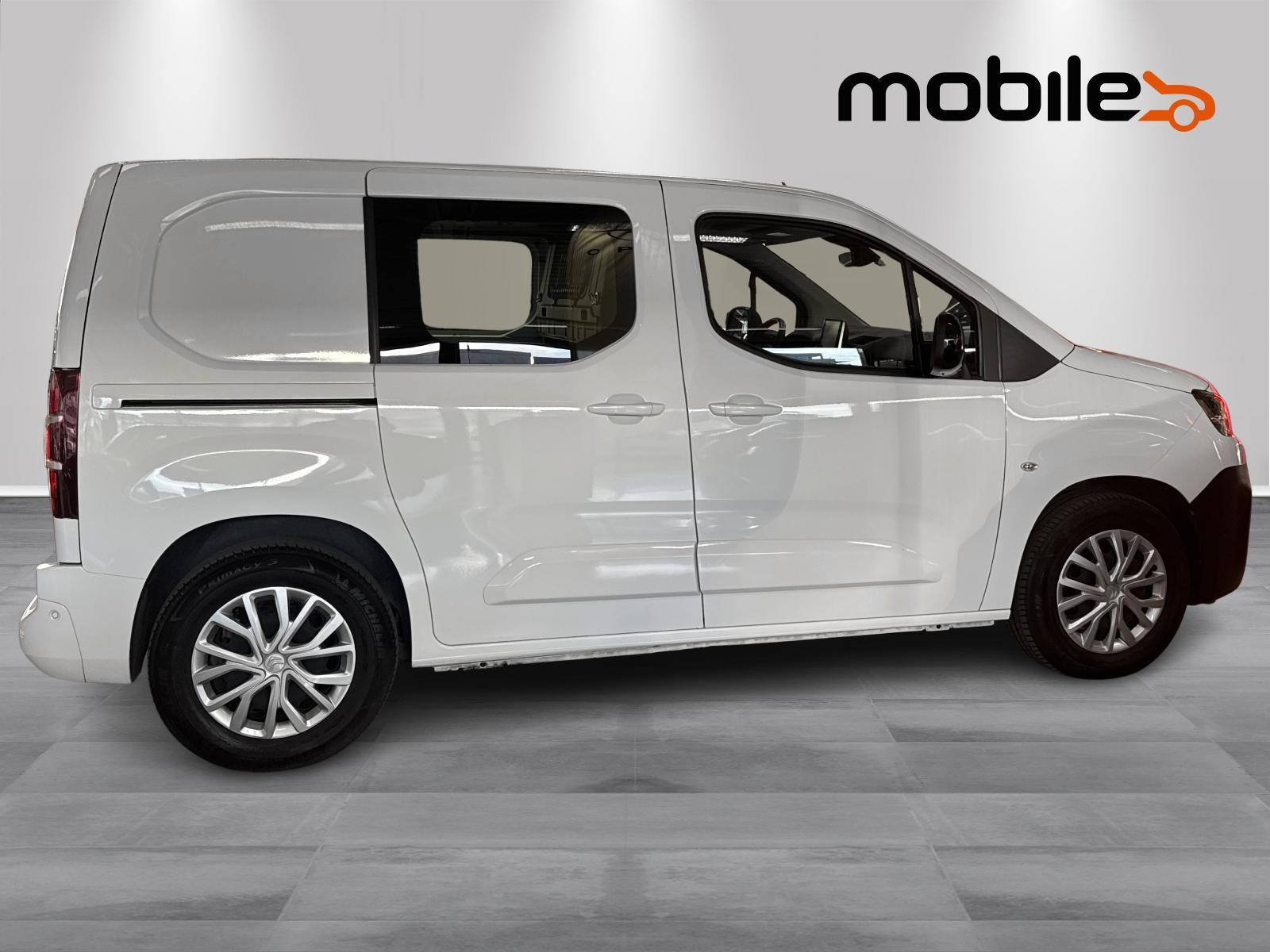 Citroen Berlingo Proff 50kWh 136hk L1 2