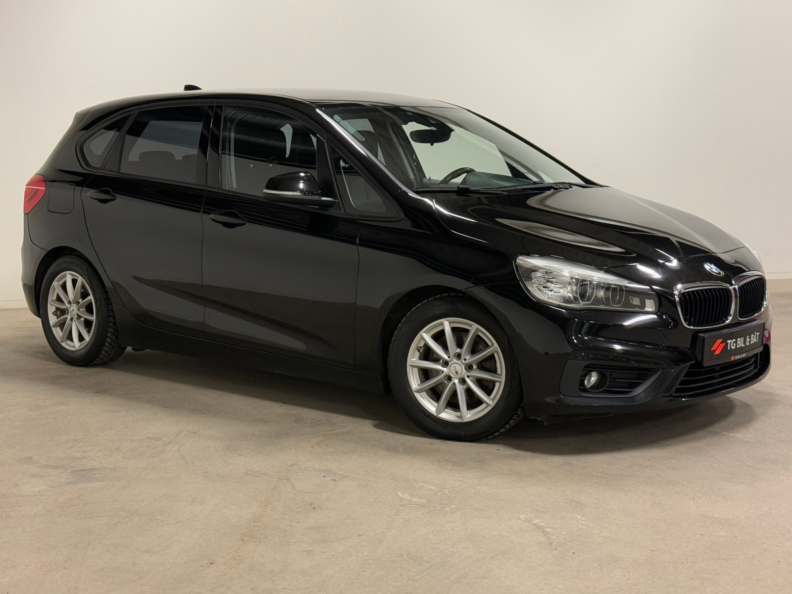 BMW 2-serie 218i Active Tourer 136HK - LED/DAB/BT/PDC/NY SERVICE+++ 3