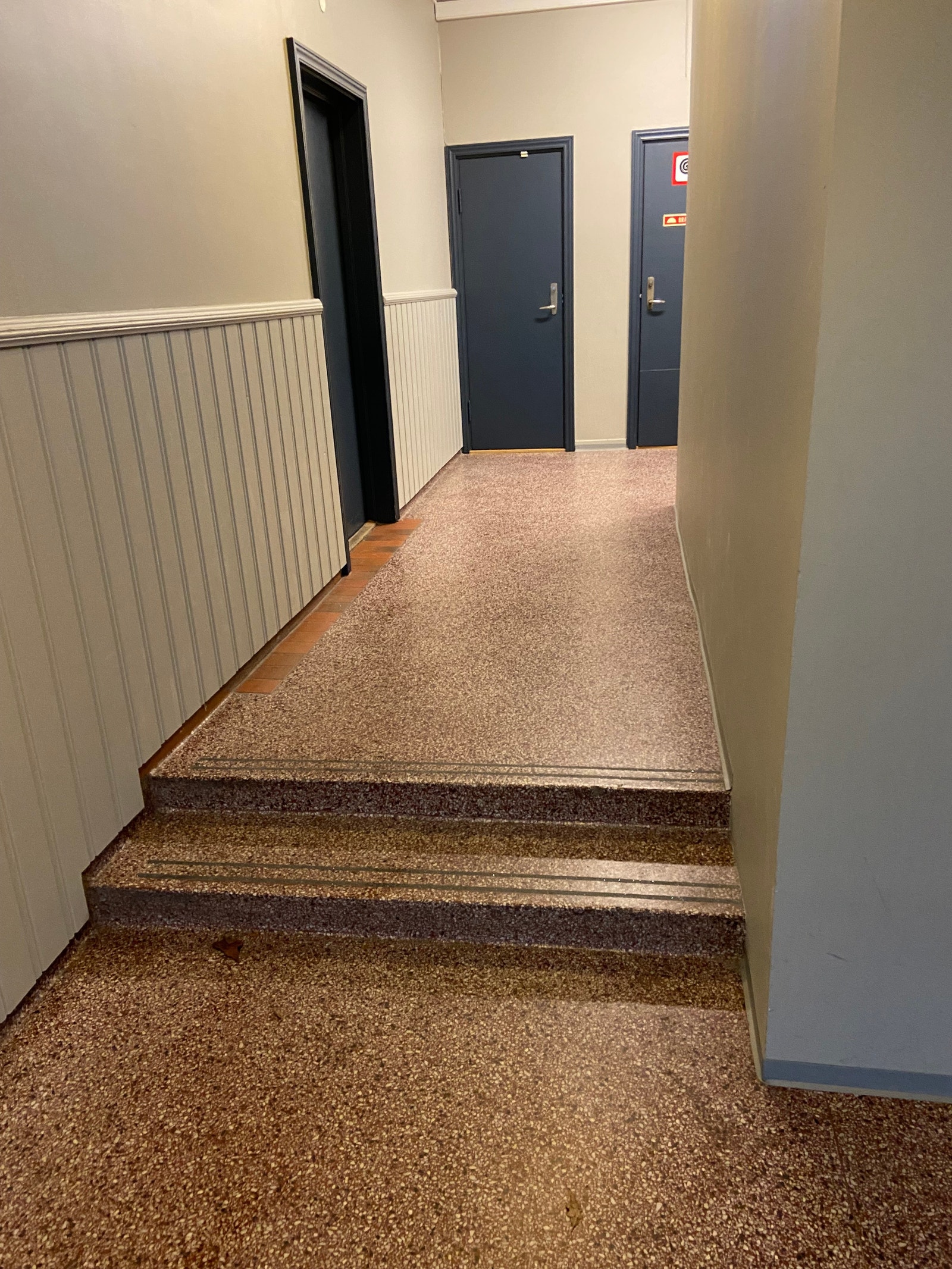 Inngang 1. etg Galleribilde