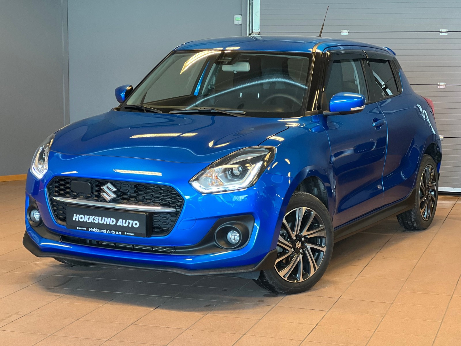 Suzuki Swift 4X4GLX HYBRID SafeTech/Sporty Swift med ekstra tilbehør 2