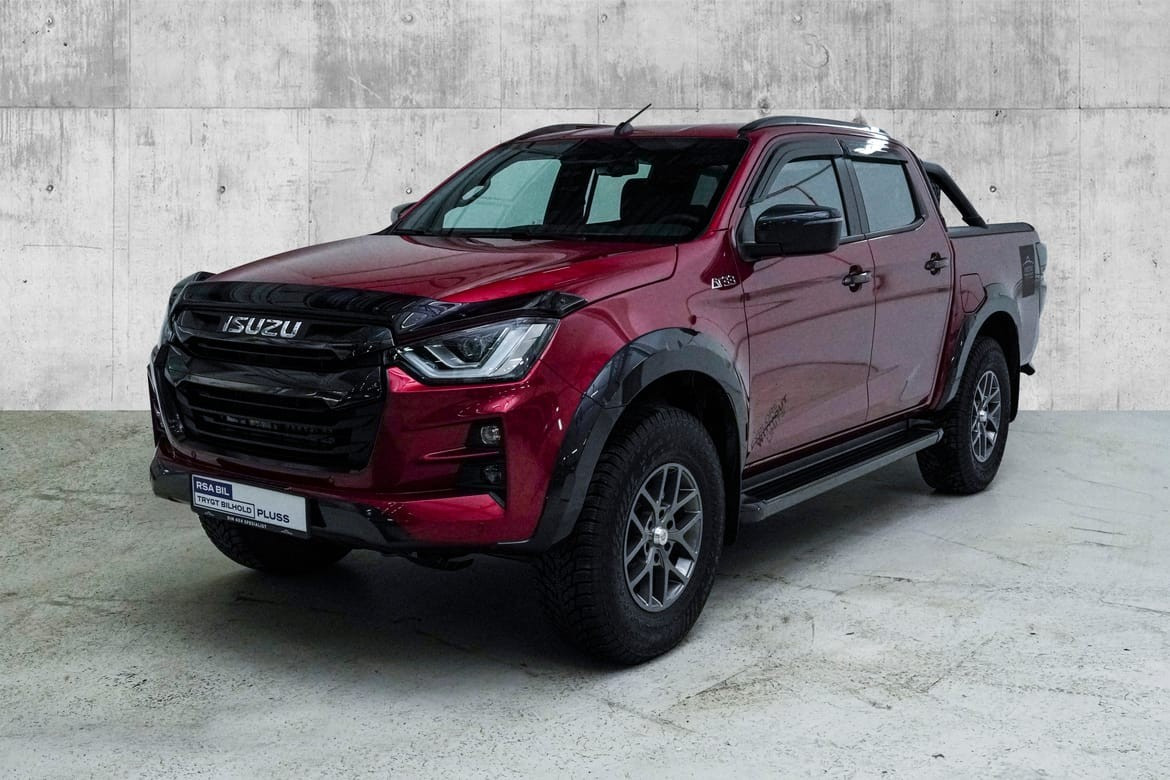 Isuzu D-max AT33, Magnum, LED-bar, Hjulbuelister, motorvarmer 3